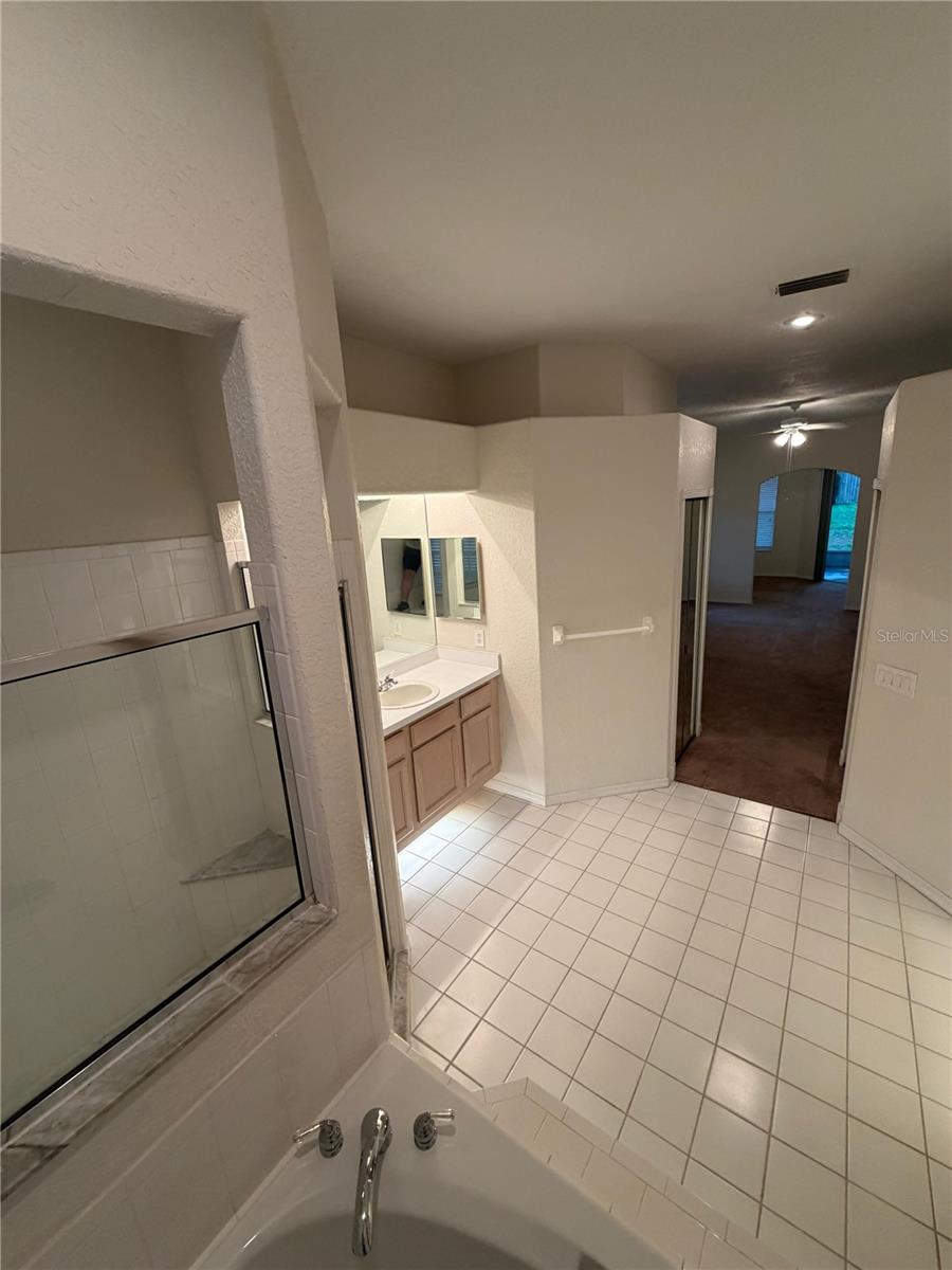 Image 30 of 37 For 302 Crystal Goblet Court