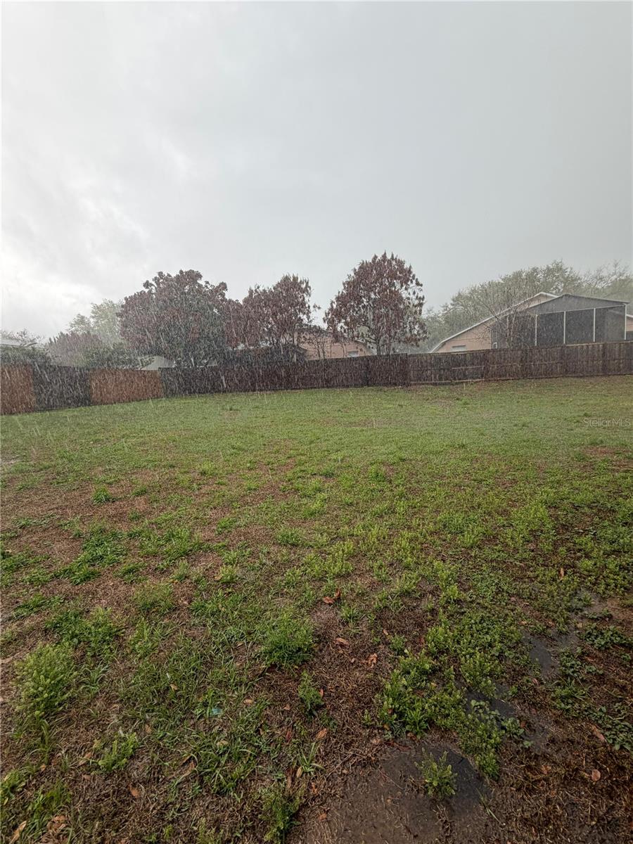 Image 6 of 37 For 302 Crystal Goblet Court