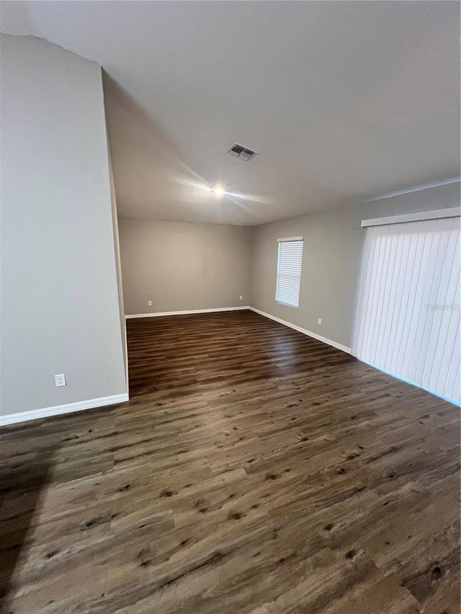 Image 10 of 36 For 25048 Estrada Circle