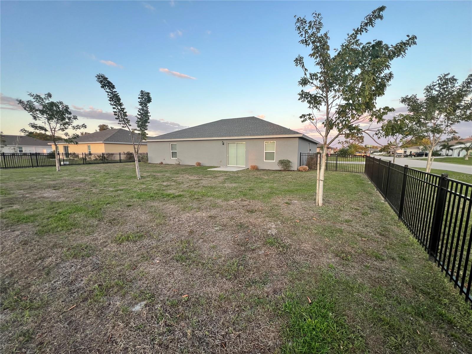 Image 5 of 36 For 25048 Estrada Circle