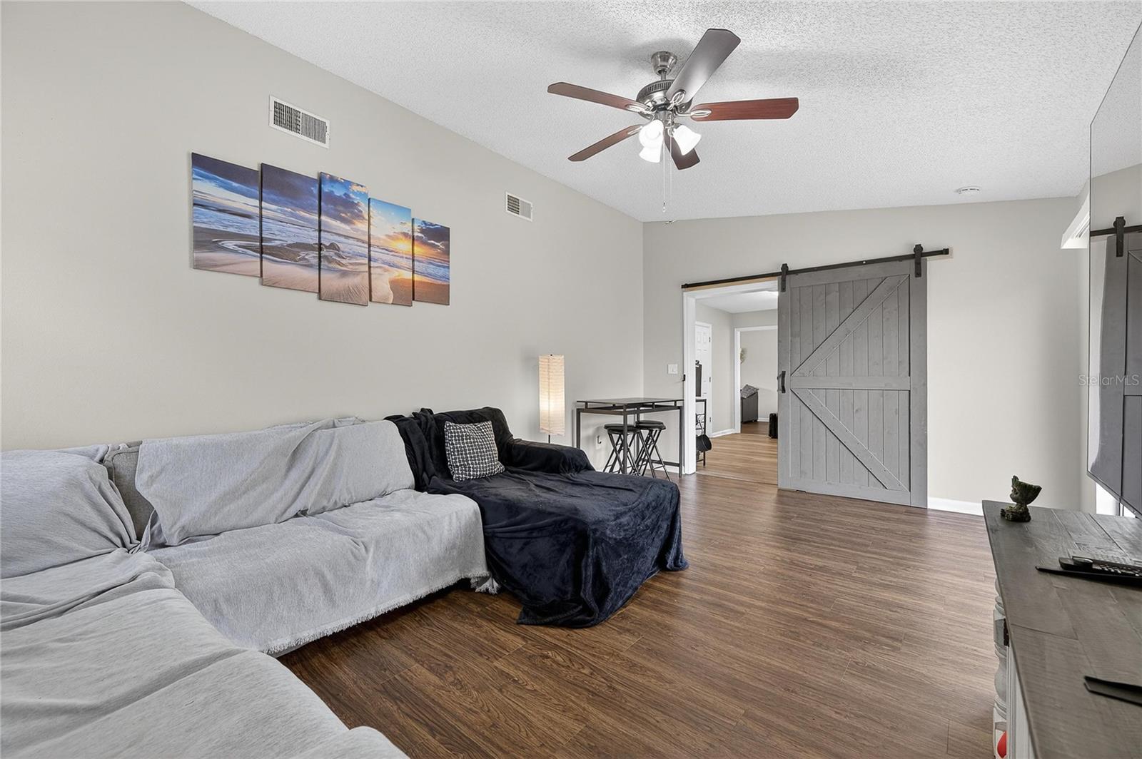 Image 27 of 54 For 3006 Rosebud Lane