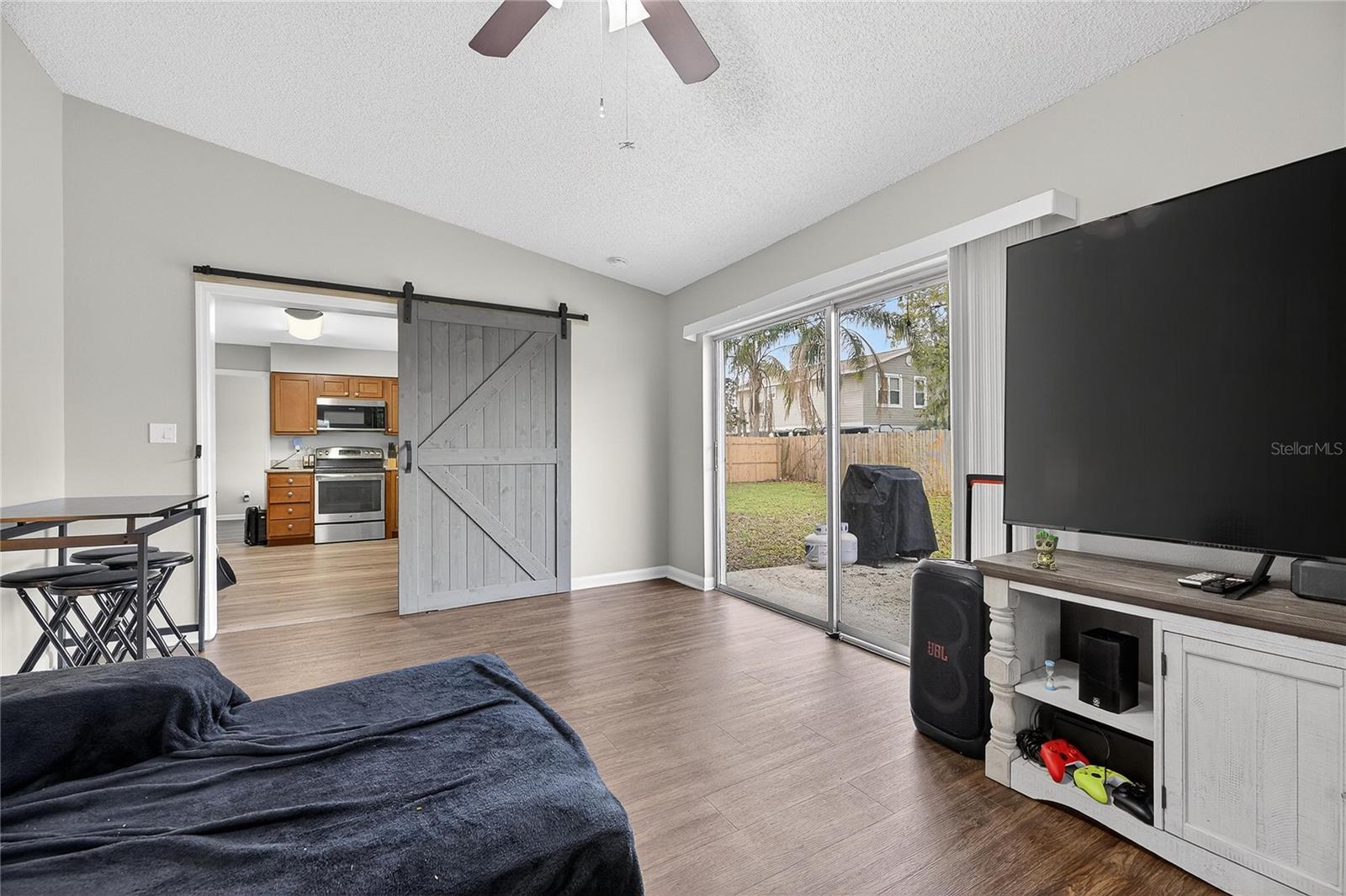 Image 28 of 54 For 3006 Rosebud Lane