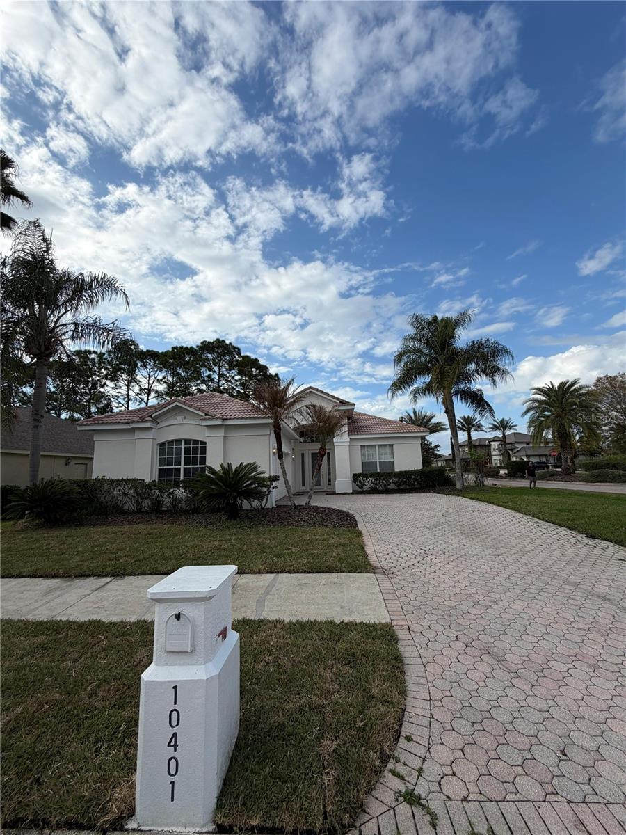 Details for 10401 Canary Isle Drive, TAMPA, FL 33647