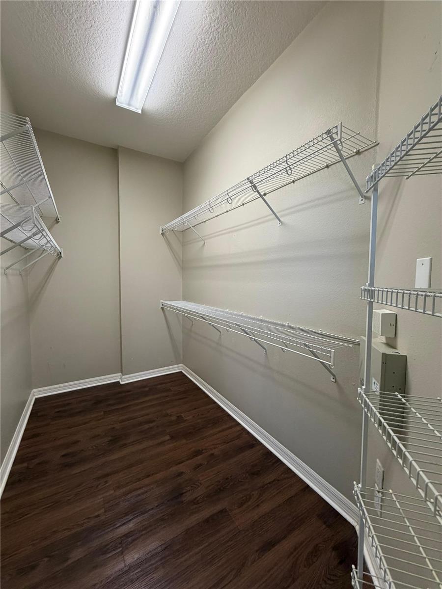 Image 13 of 25 For 10401 Canary Isle Drive