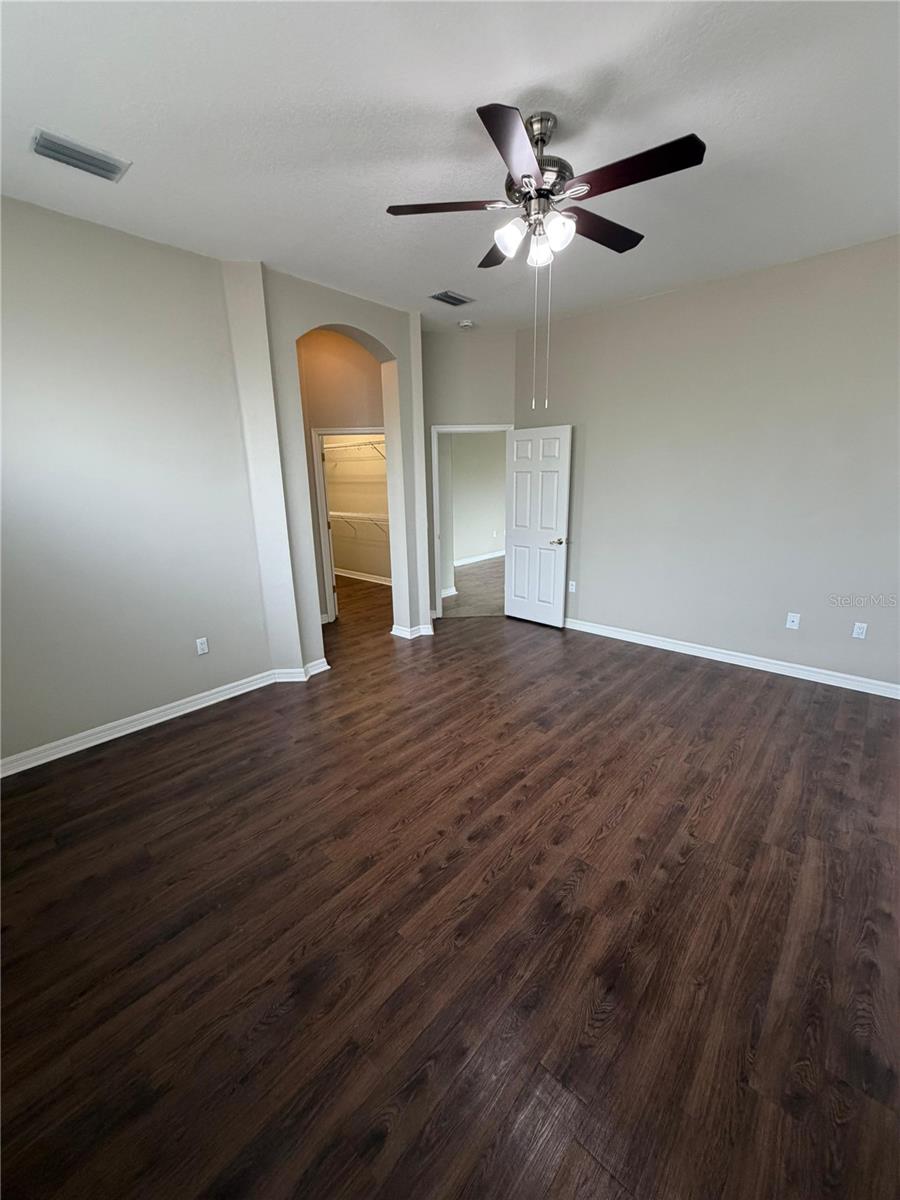 Image 16 of 25 For 10401 Canary Isle Drive