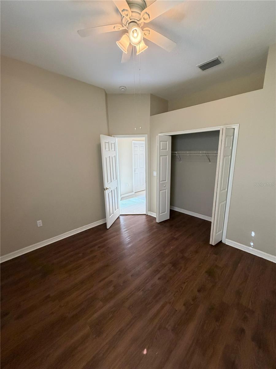 Image 21 of 25 For 10401 Canary Isle Drive