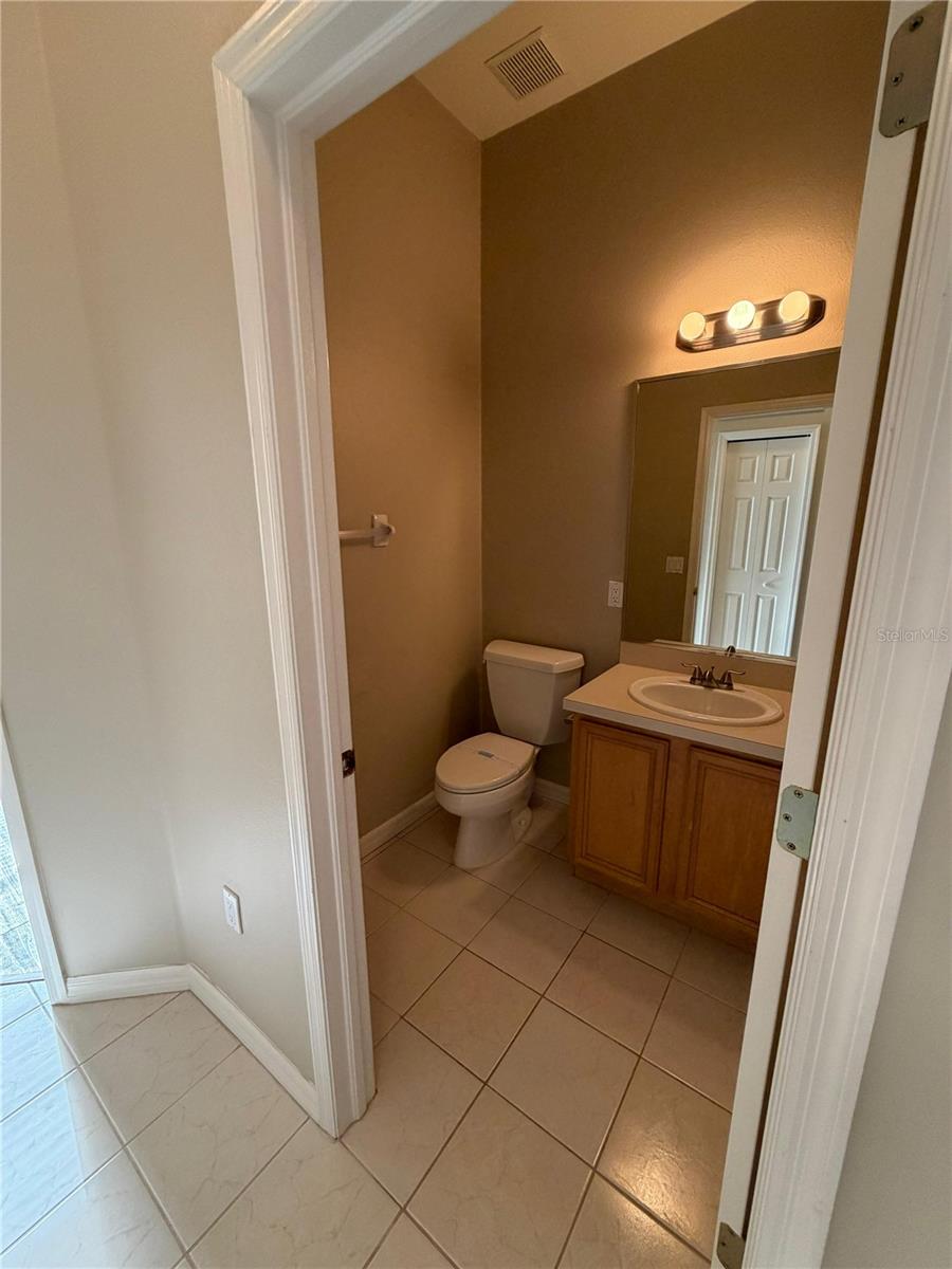 Image 22 of 25 For 10401 Canary Isle Drive