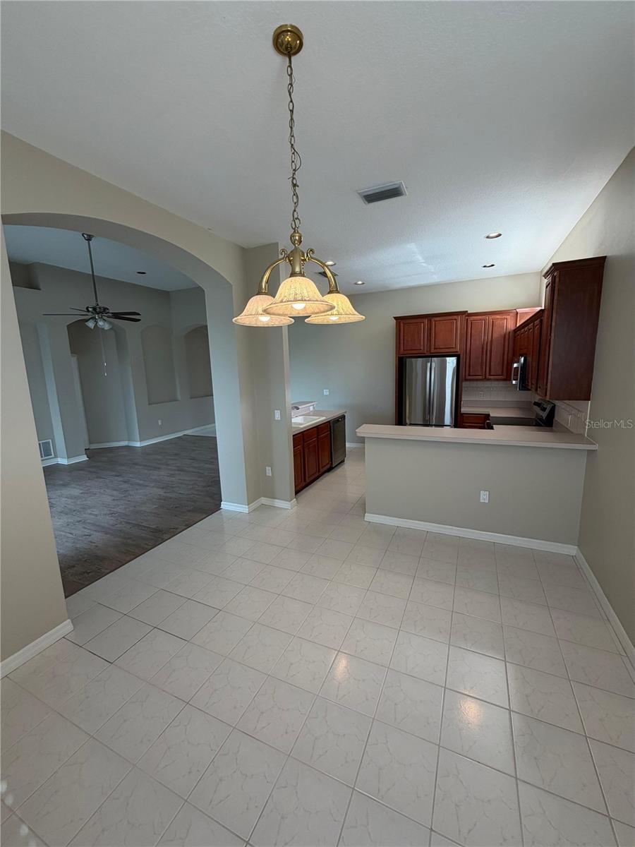 Image 5 of 25 For 10401 Canary Isle Drive