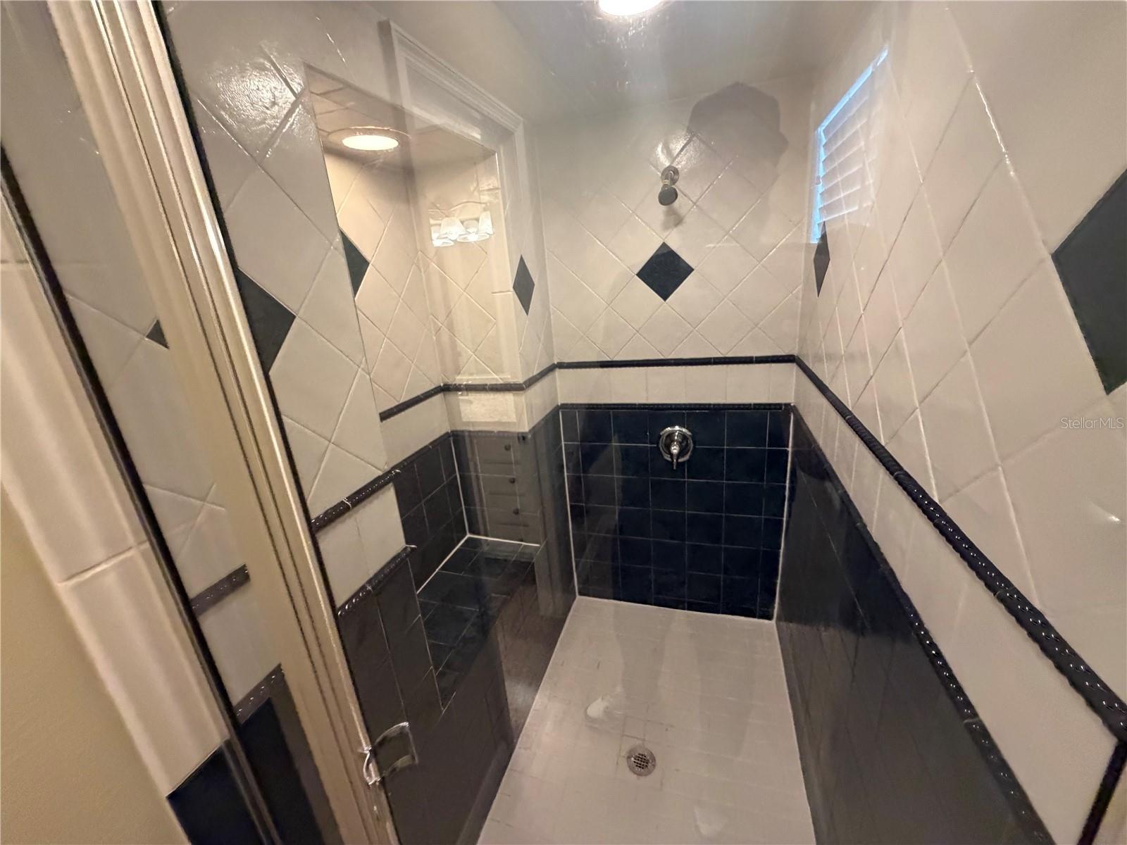 Image 11 of 19 For 1411 Prince Philip Drive