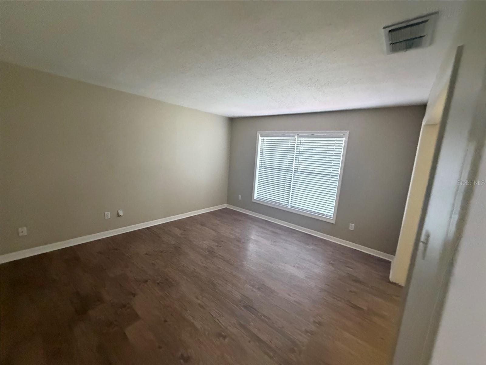 Image 12 of 19 For 1411 Prince Philip Drive