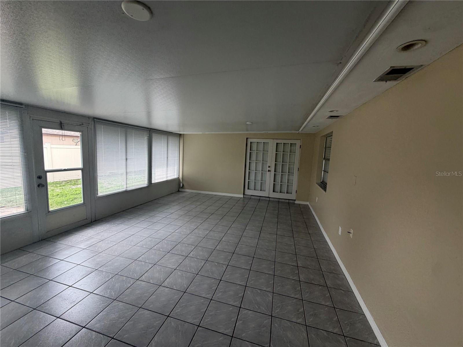 Image 17 of 19 For 1411 Prince Philip Drive