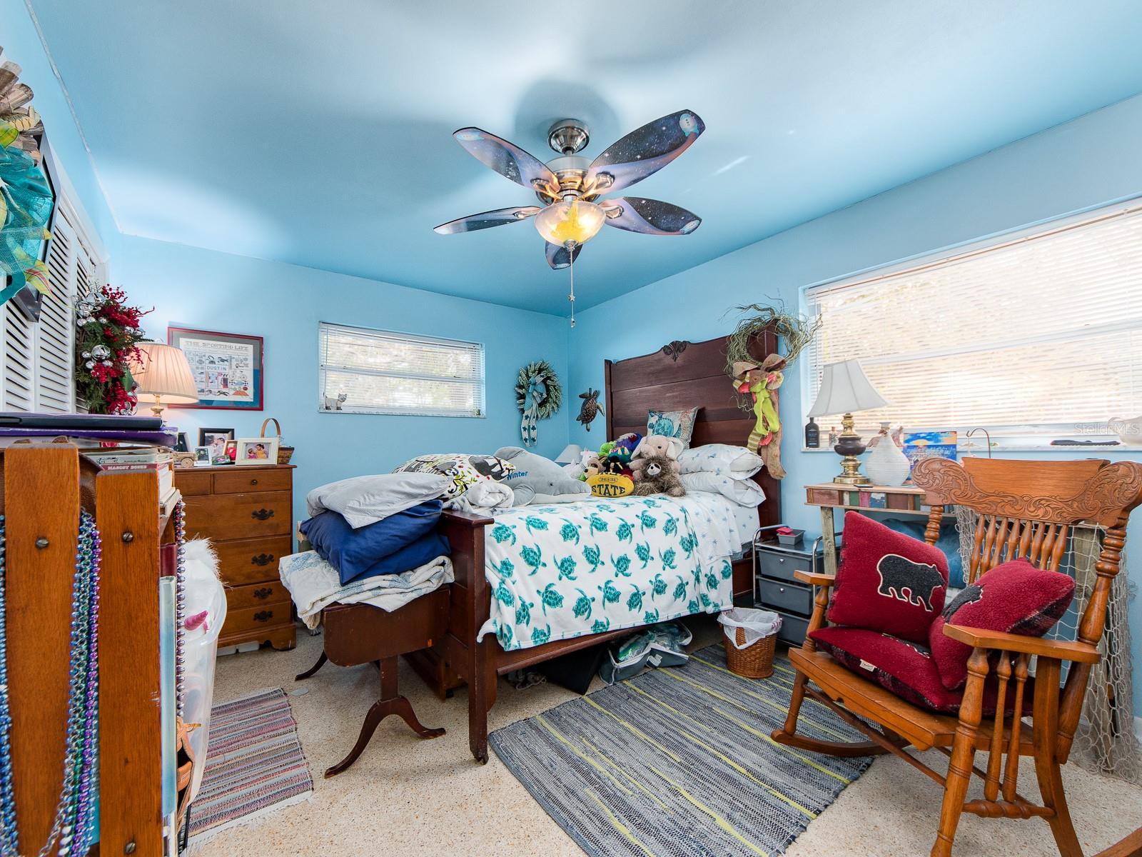 Image 14 of 23 For 471 Sierra Circle E