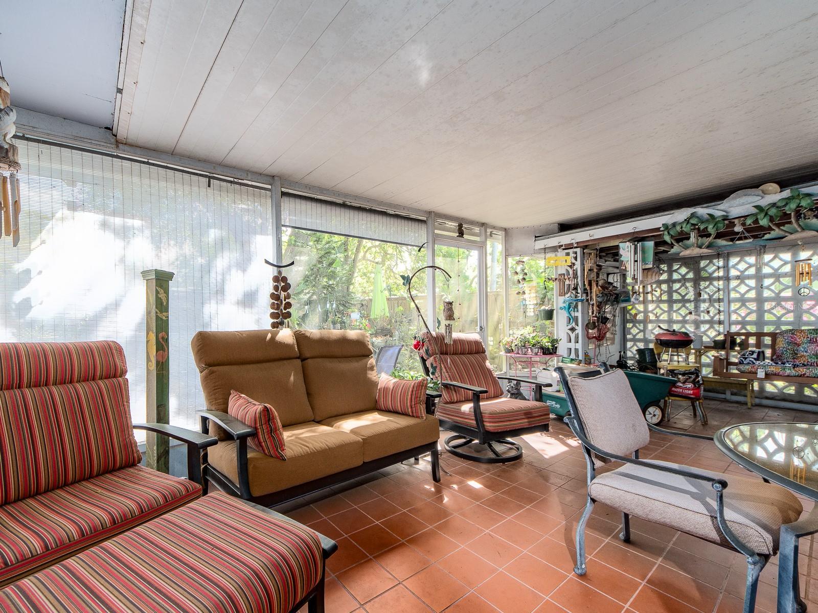 Image 19 of 23 For 471 Sierra Circle E