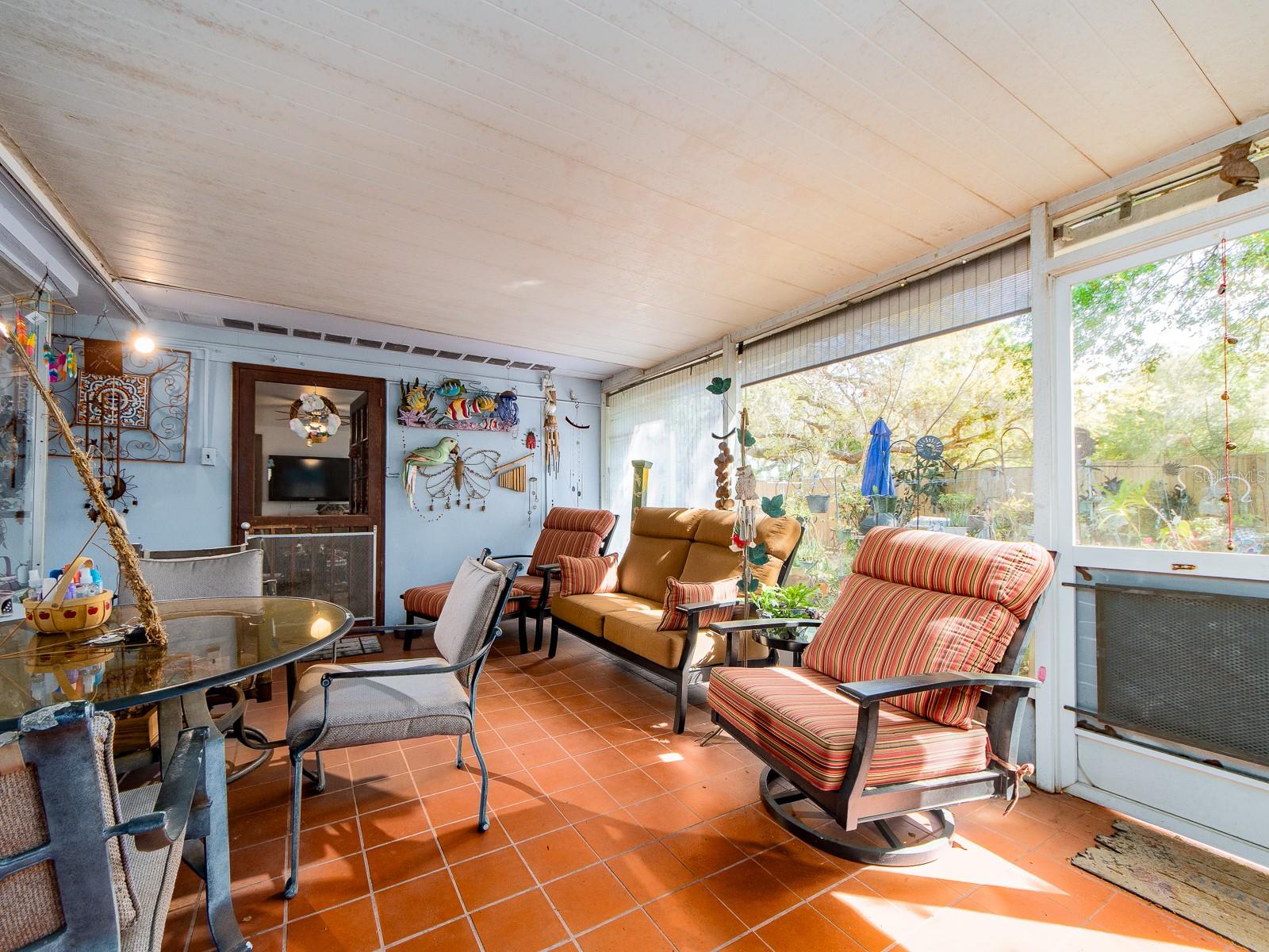 Image 20 of 23 For 471 Sierra Circle E