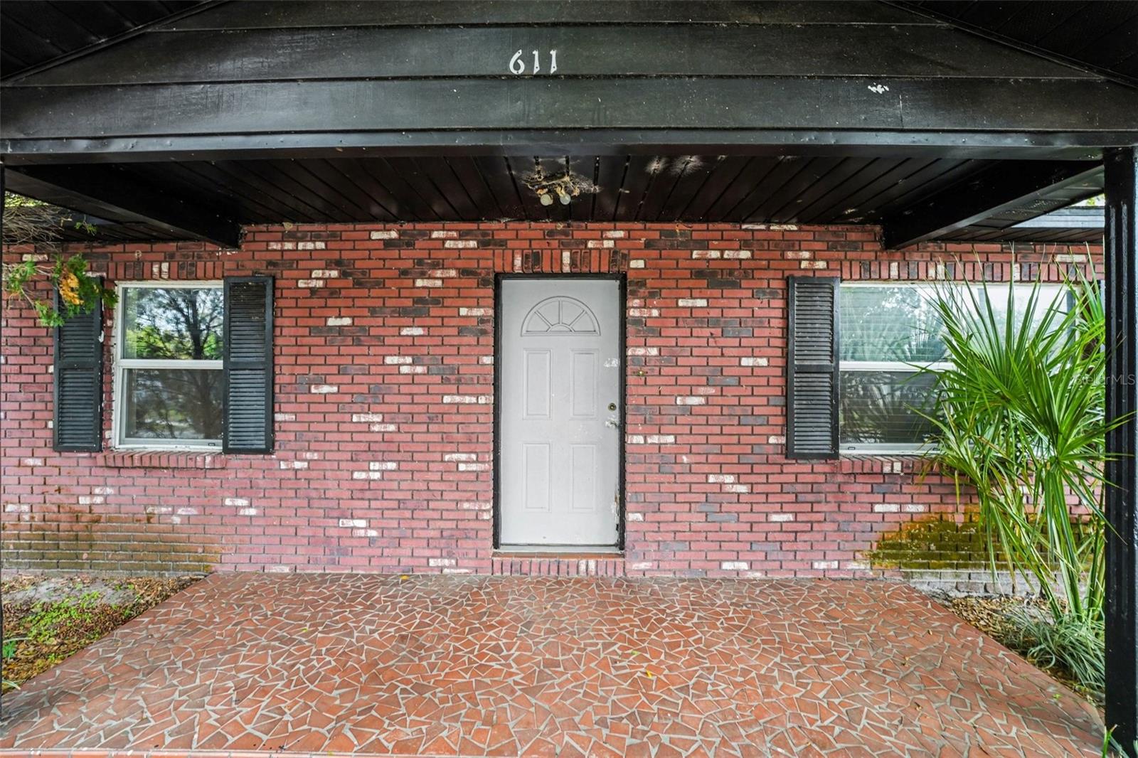 Image 4 of 27 For 611 Limber Lane