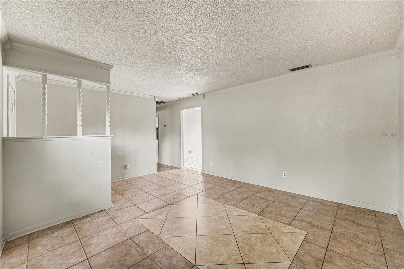 Image 7 of 27 For 611 Limber Lane