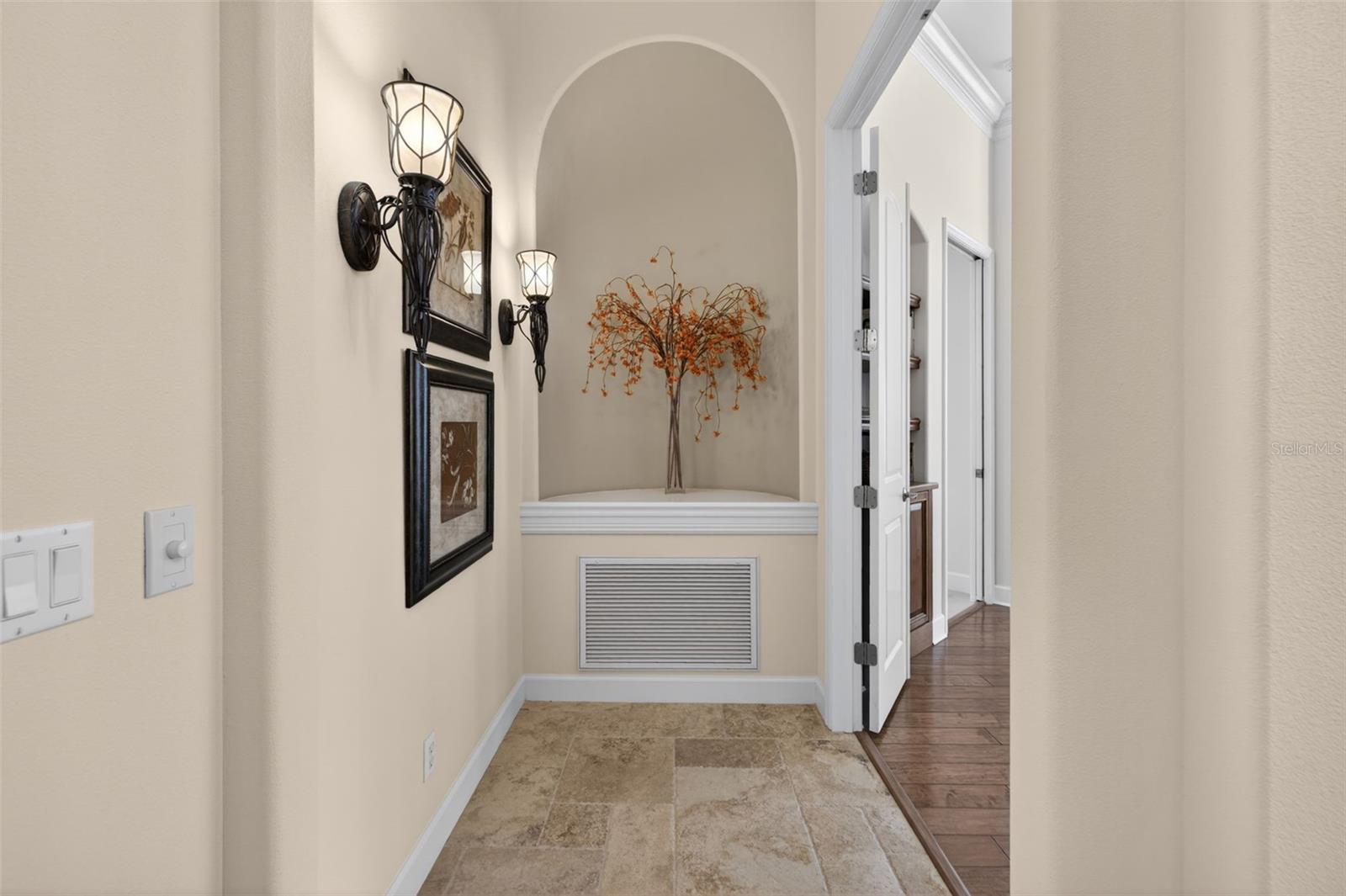 Image 24 of 82 For 5085 Quill Court