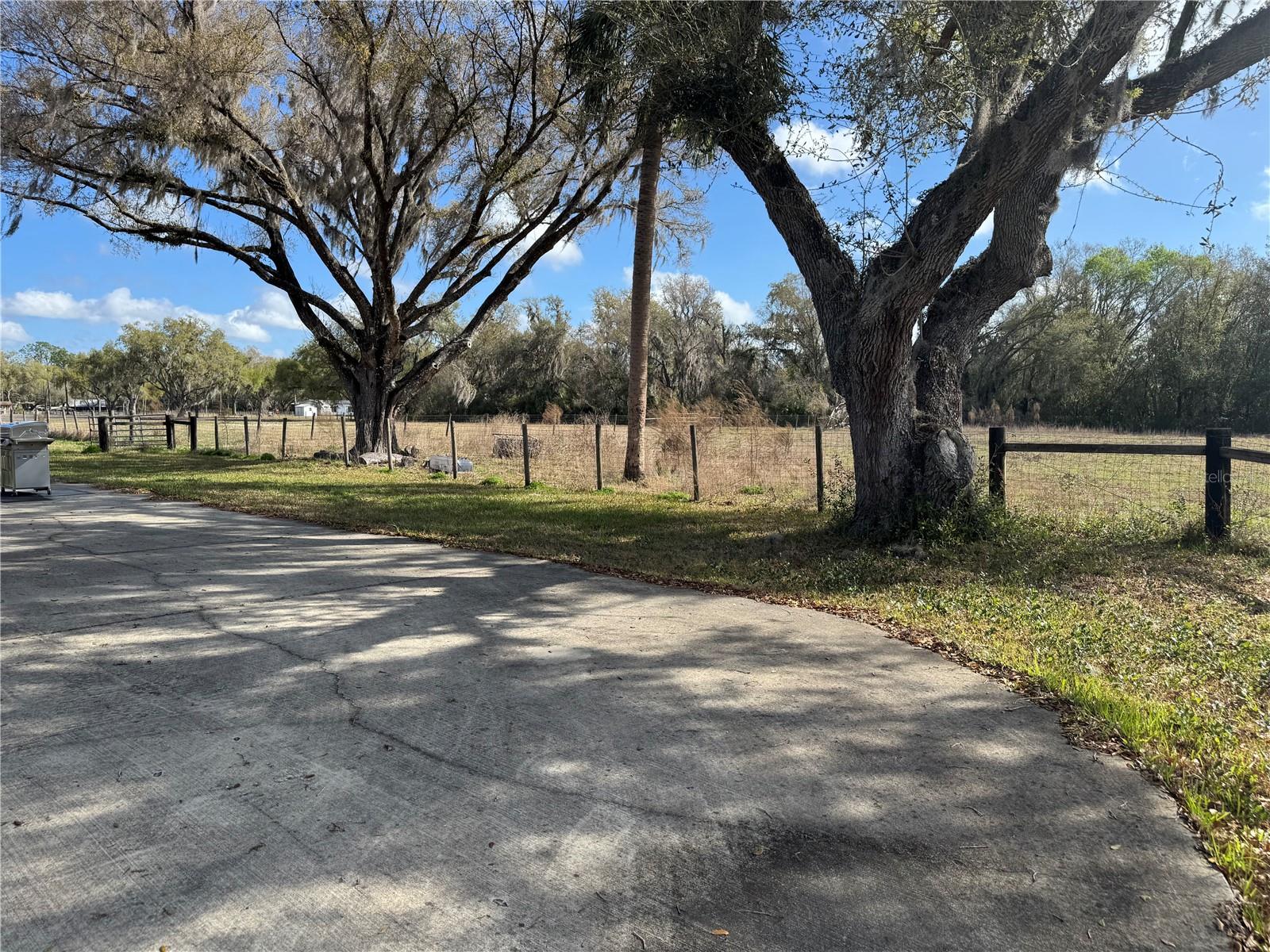 Image 7 of 44 For 5333 Deeson Road