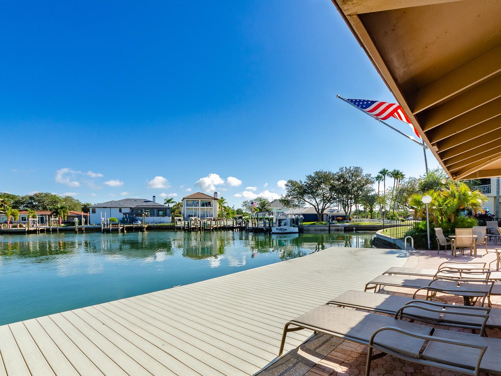 Image 29 of 36 For 105 Island Way 143