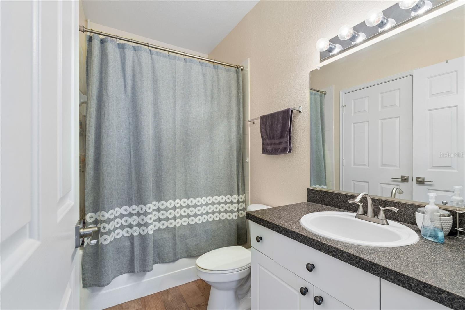 Image 27 of 69 For 2261 Tuscany Trace 102