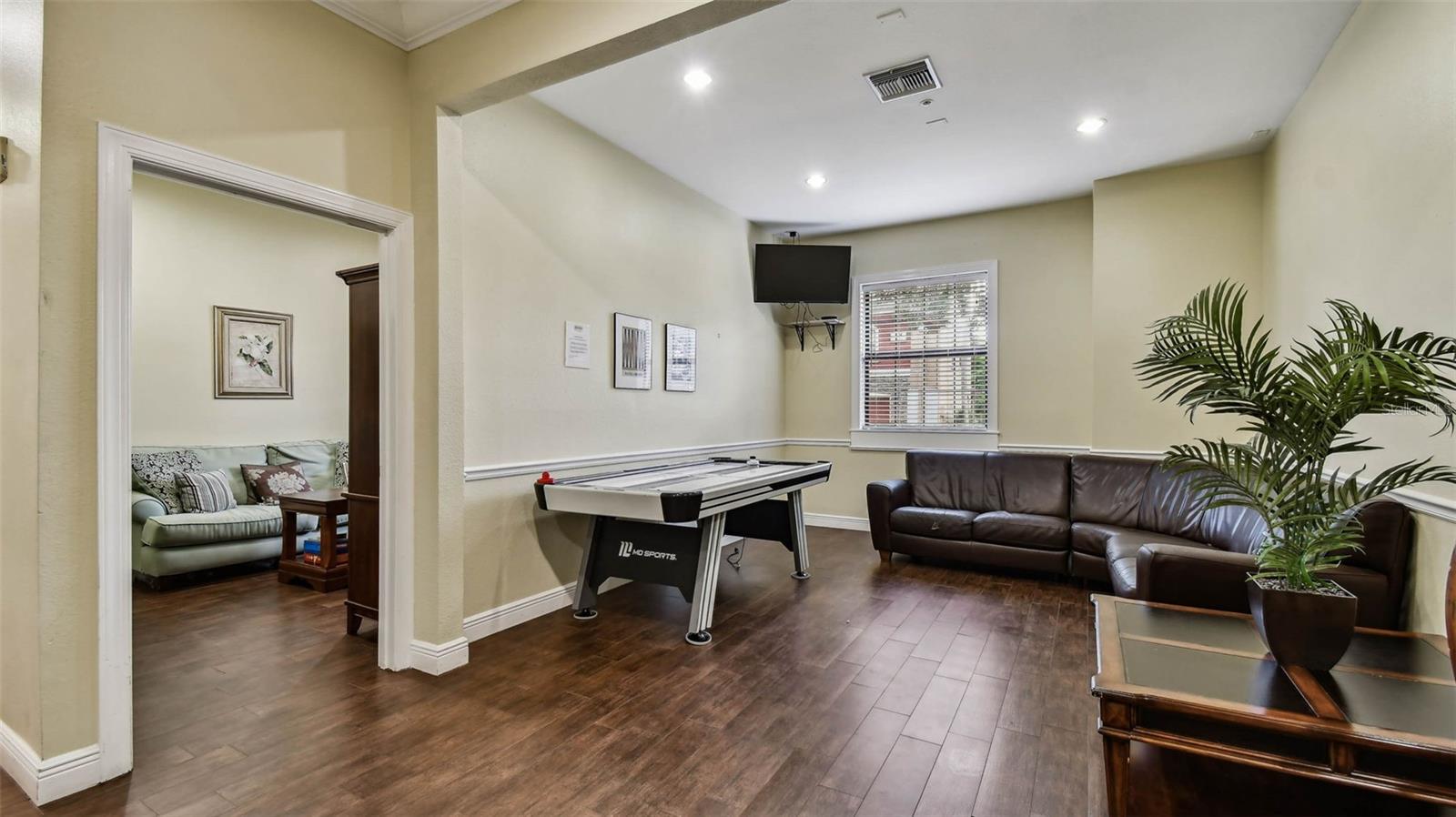 Image 56 of 69 For 2261 Tuscany Trace 102