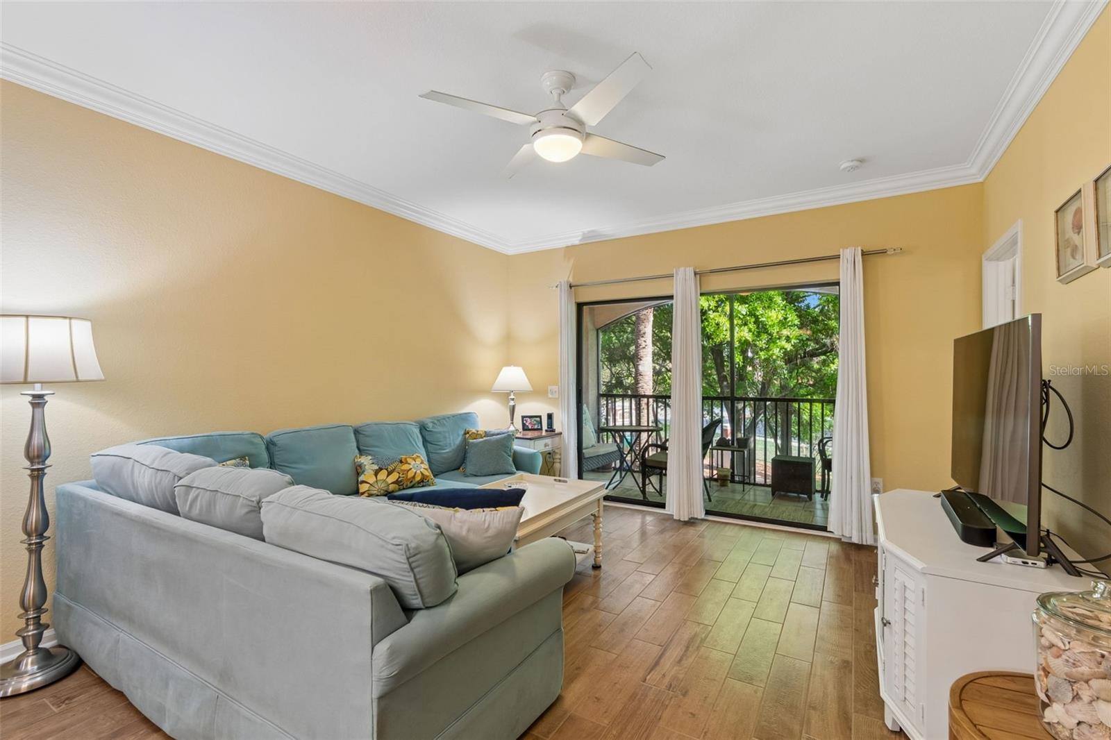 Image 7 of 69 For 2261 Tuscany Trace 102