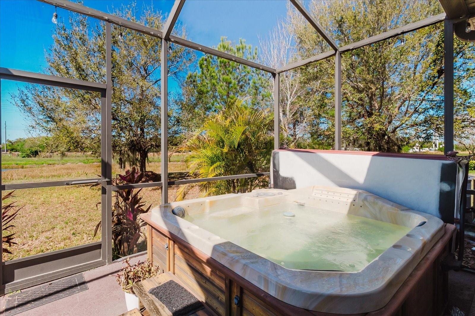 Listing photo id 2 for 6516 Salt Creek Avenue