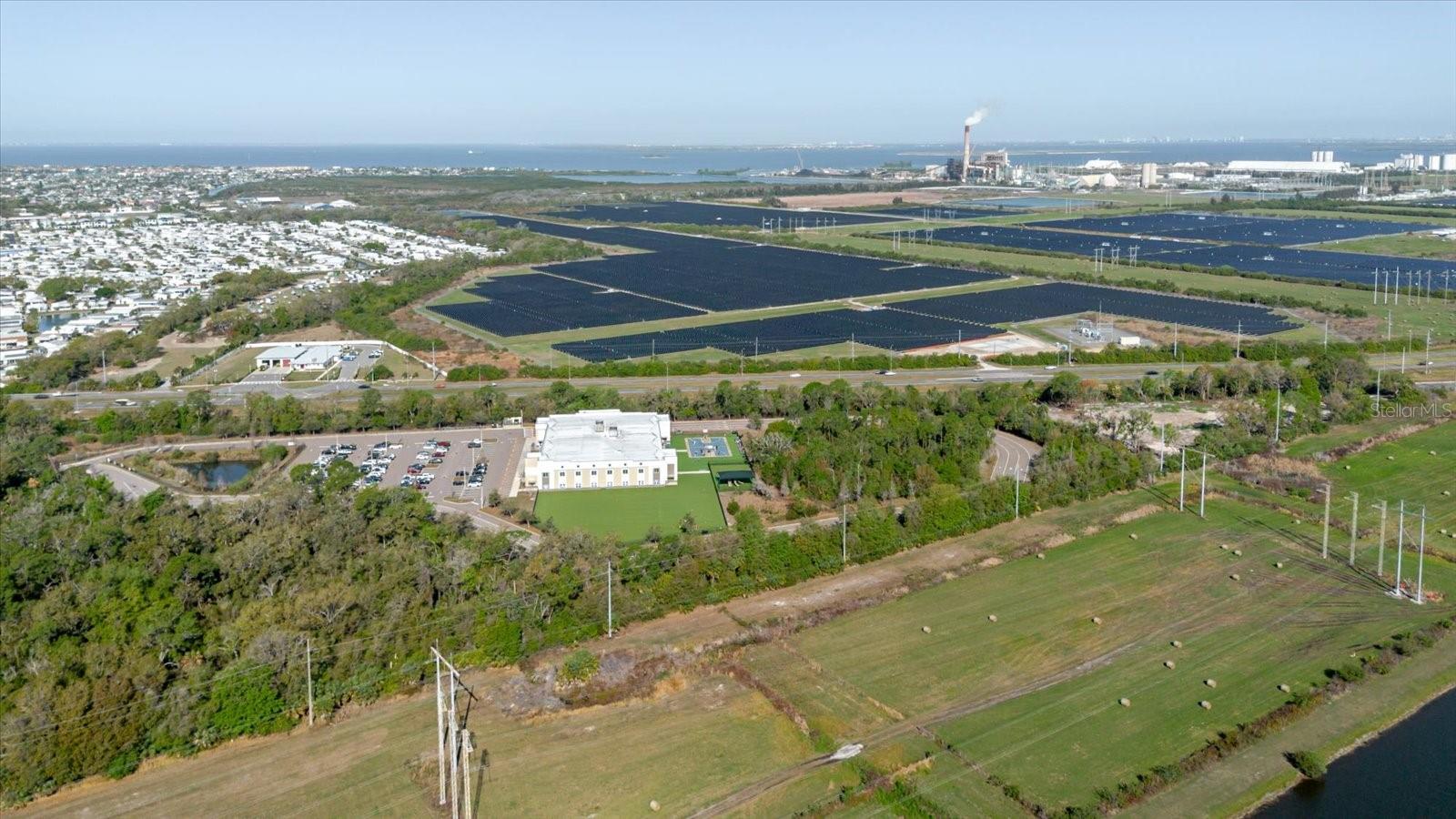 Listing photo id 69 for 6516 Salt Creek Avenue