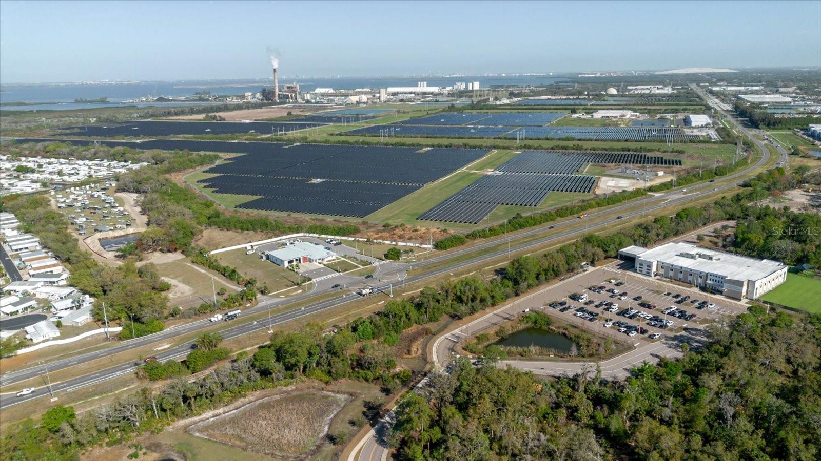 Listing photo id 76 for 6516 Salt Creek Avenue