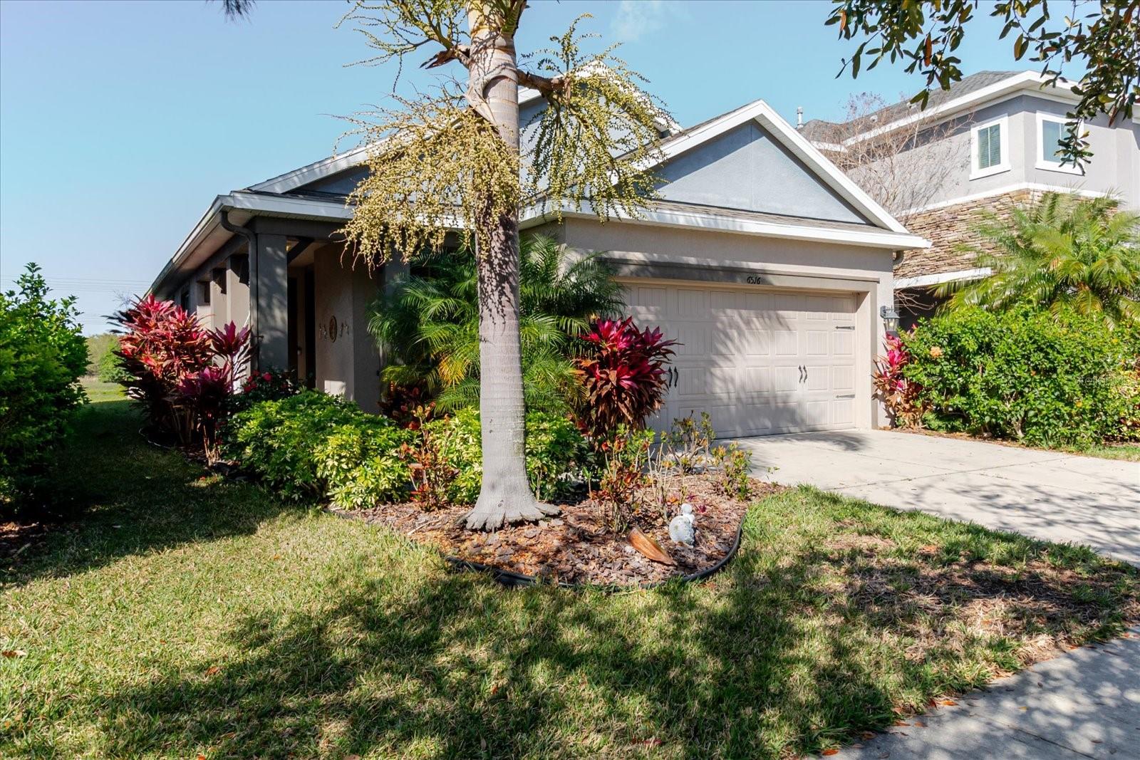 Listing photo id 6 for 6516 Salt Creek Avenue