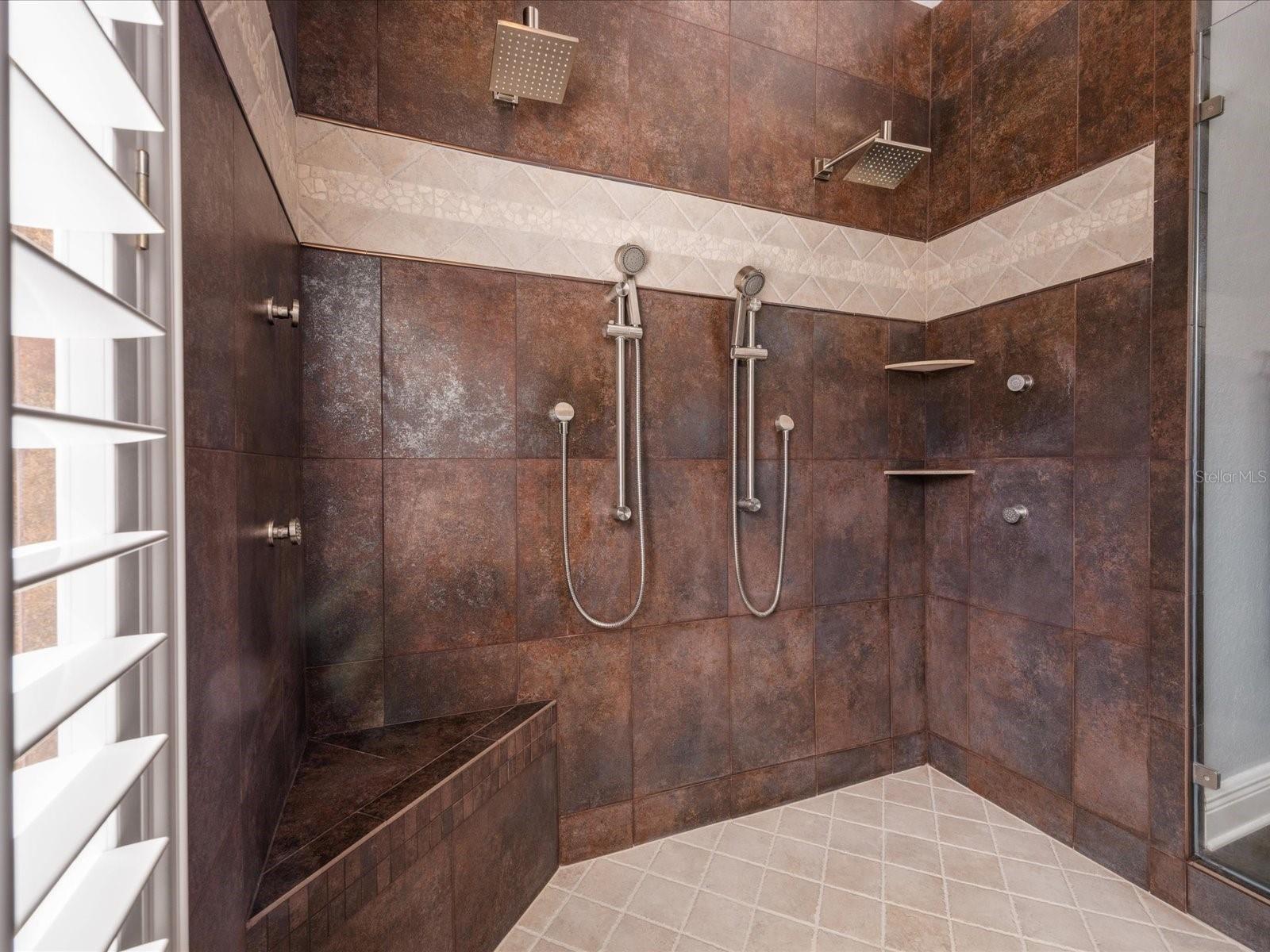 Image 14 of 55 For 10 Windrush Court