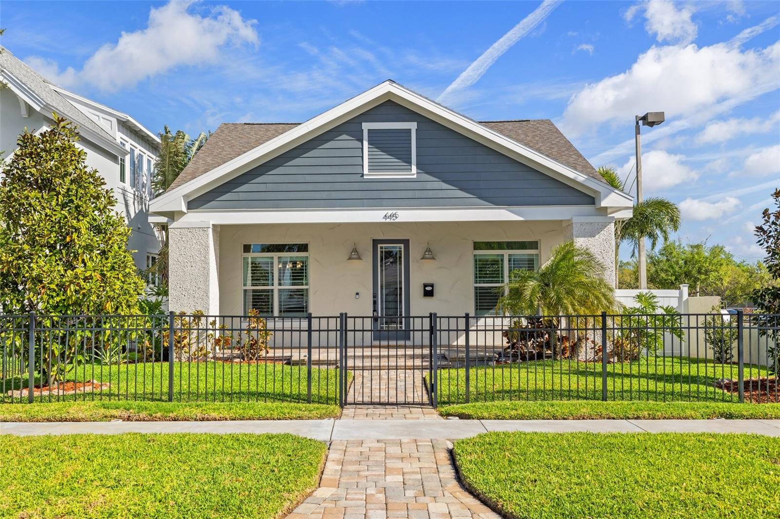 Image 2 of 44 For 445 29th Avenue N