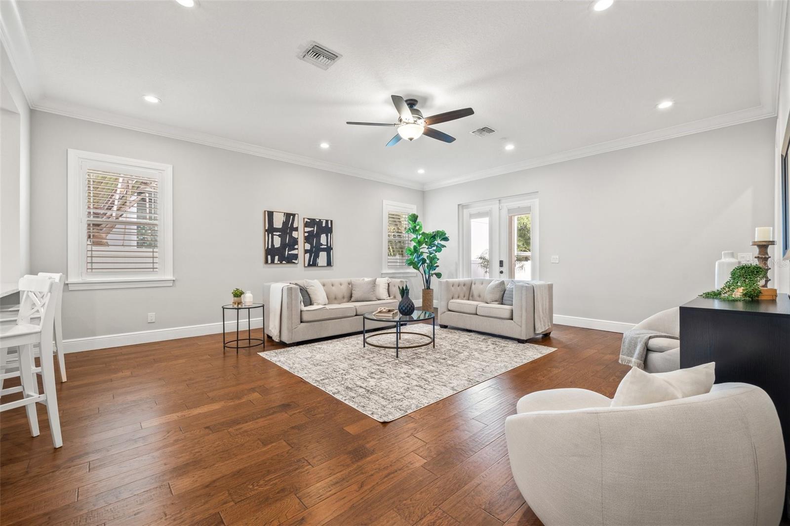 Image 22 of 44 For 445 29th Avenue N