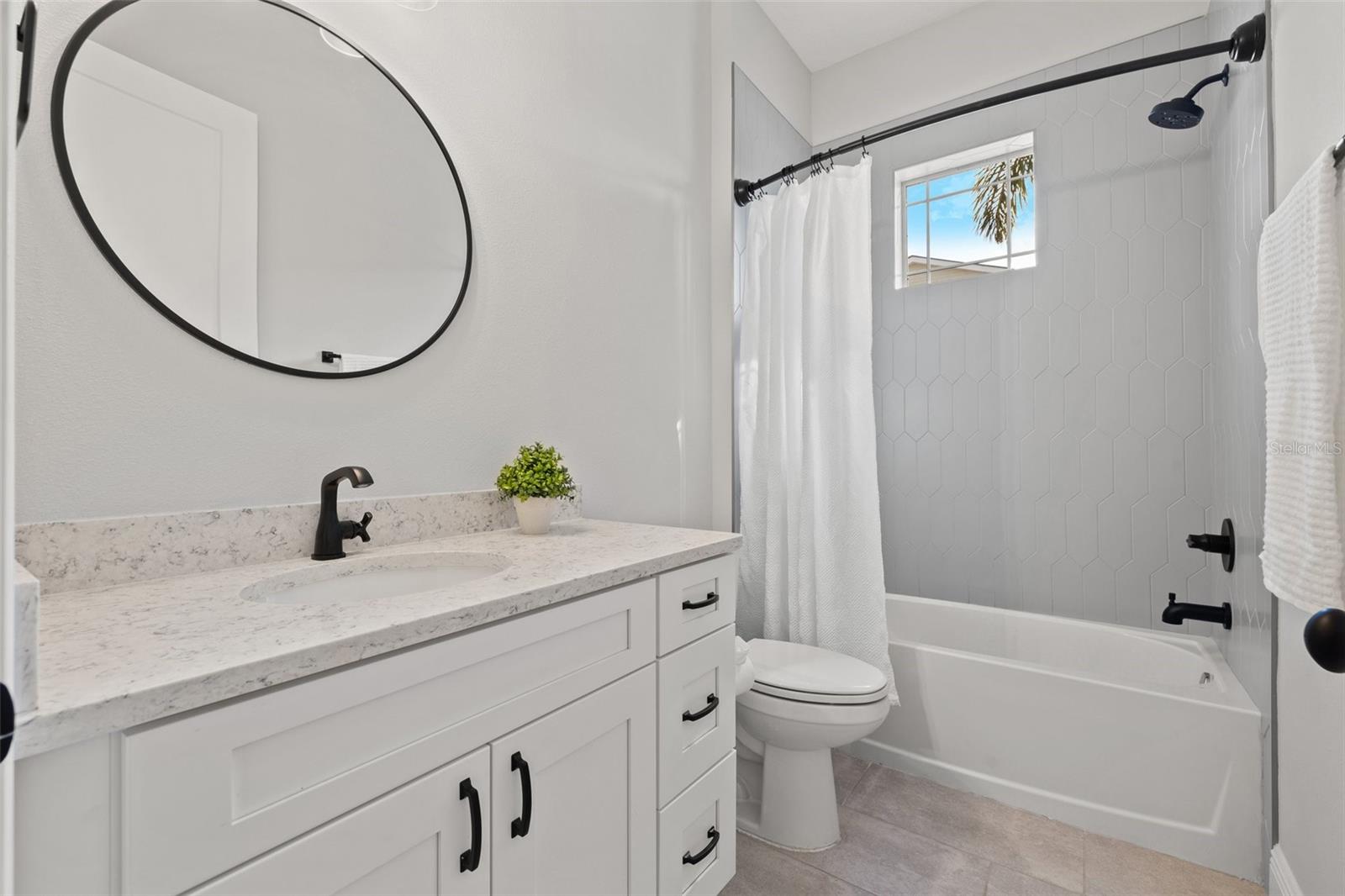 Image 23 of 44 For 445 29th Avenue N