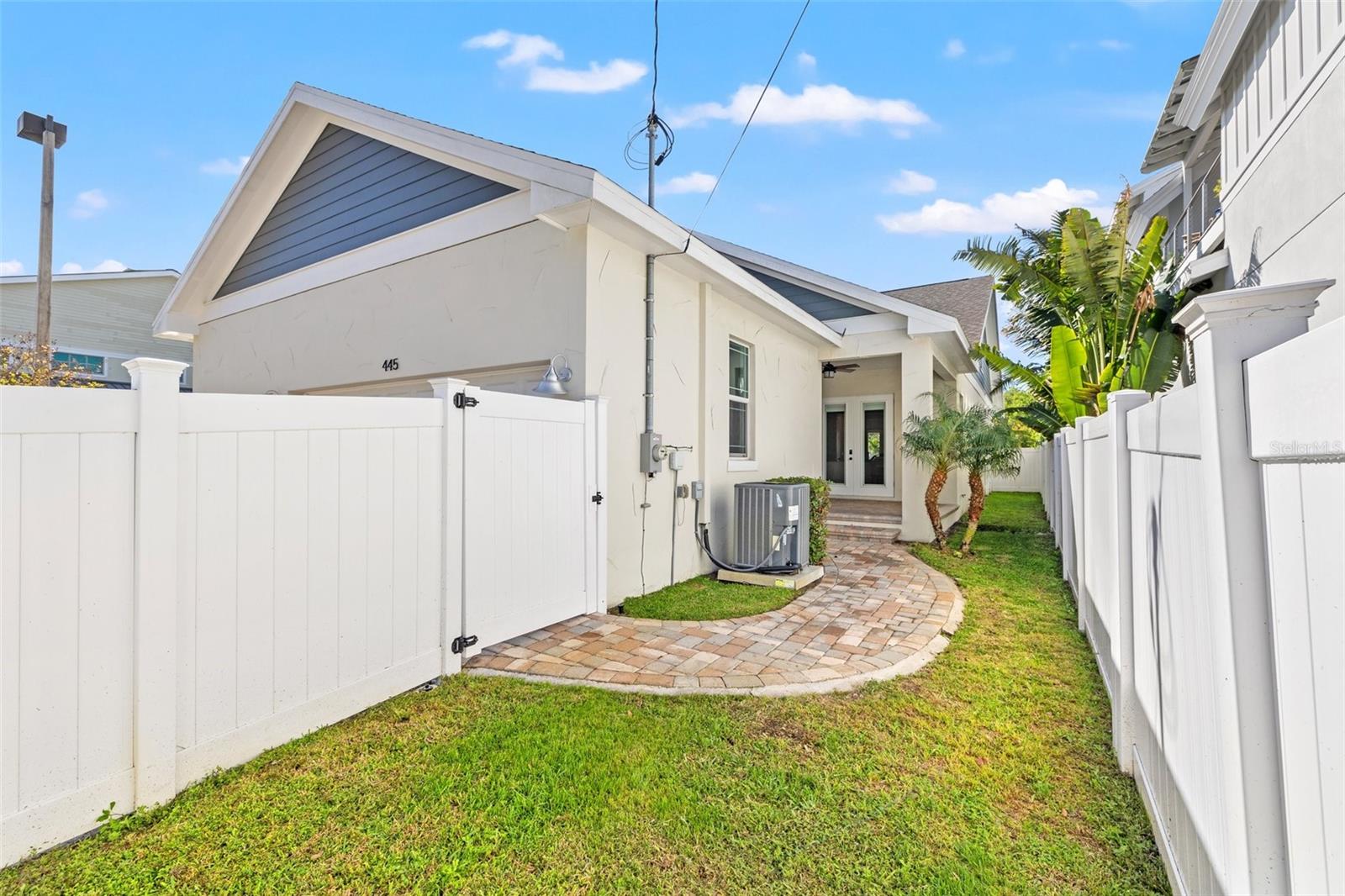 Image 37 of 44 For 445 29th Avenue N