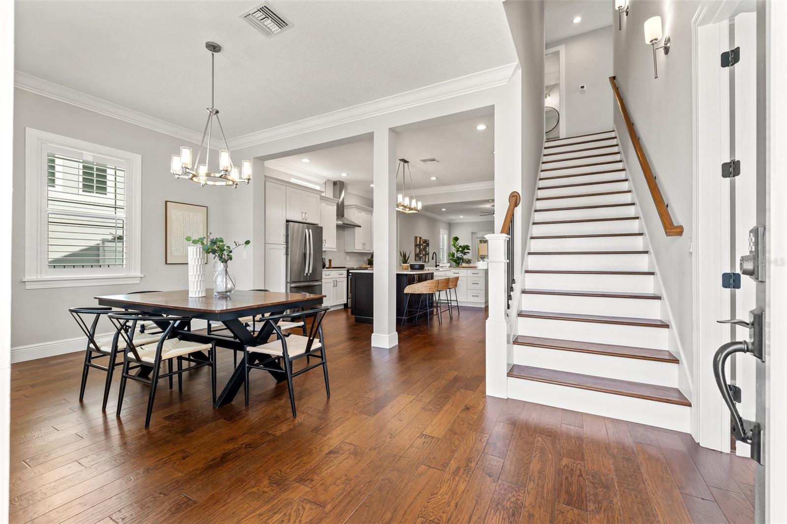 Image 5 of 44 For 445 29th Avenue N