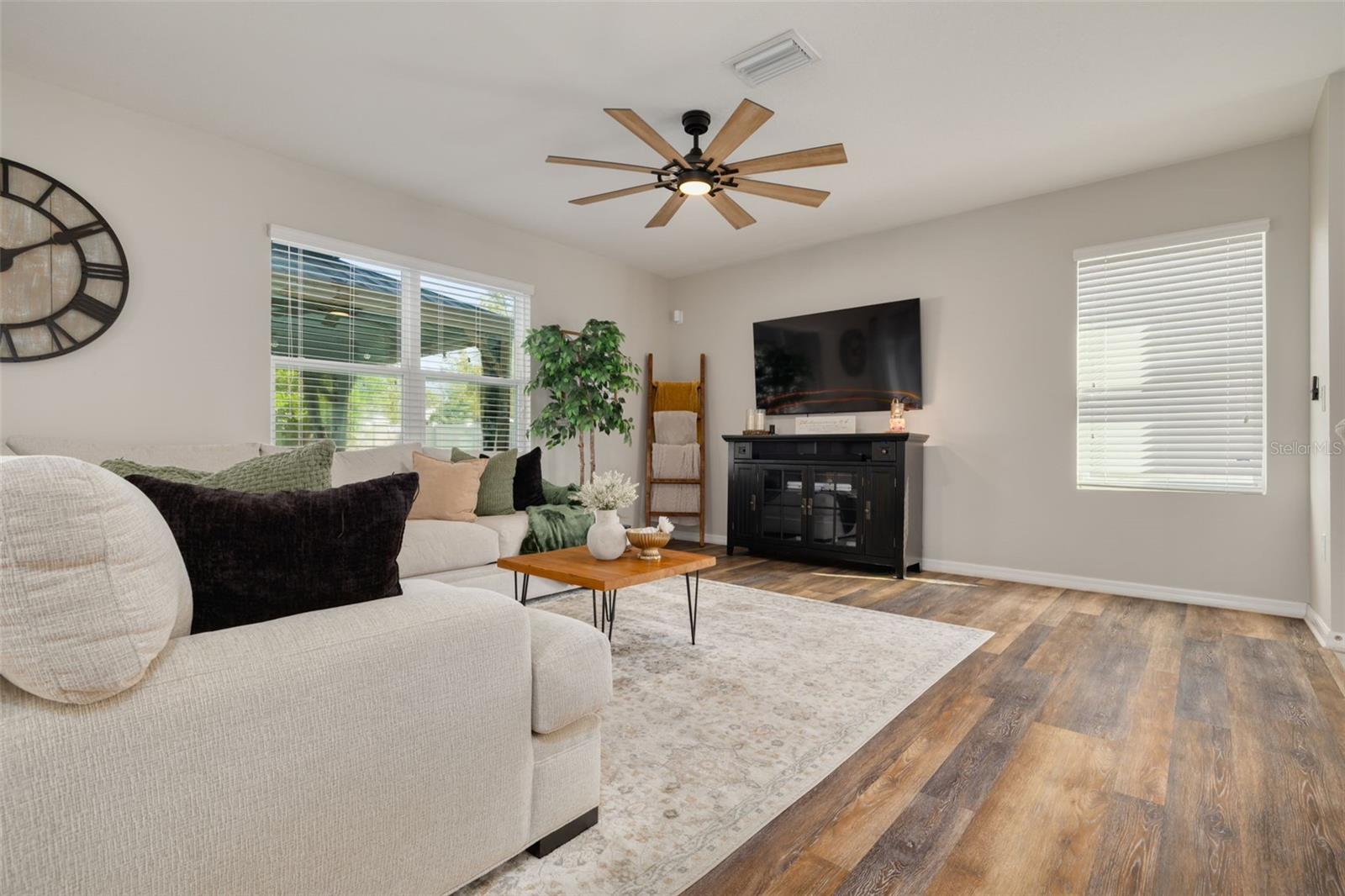 Image 15 of 70 For 7518 Tuscan Bay Circle