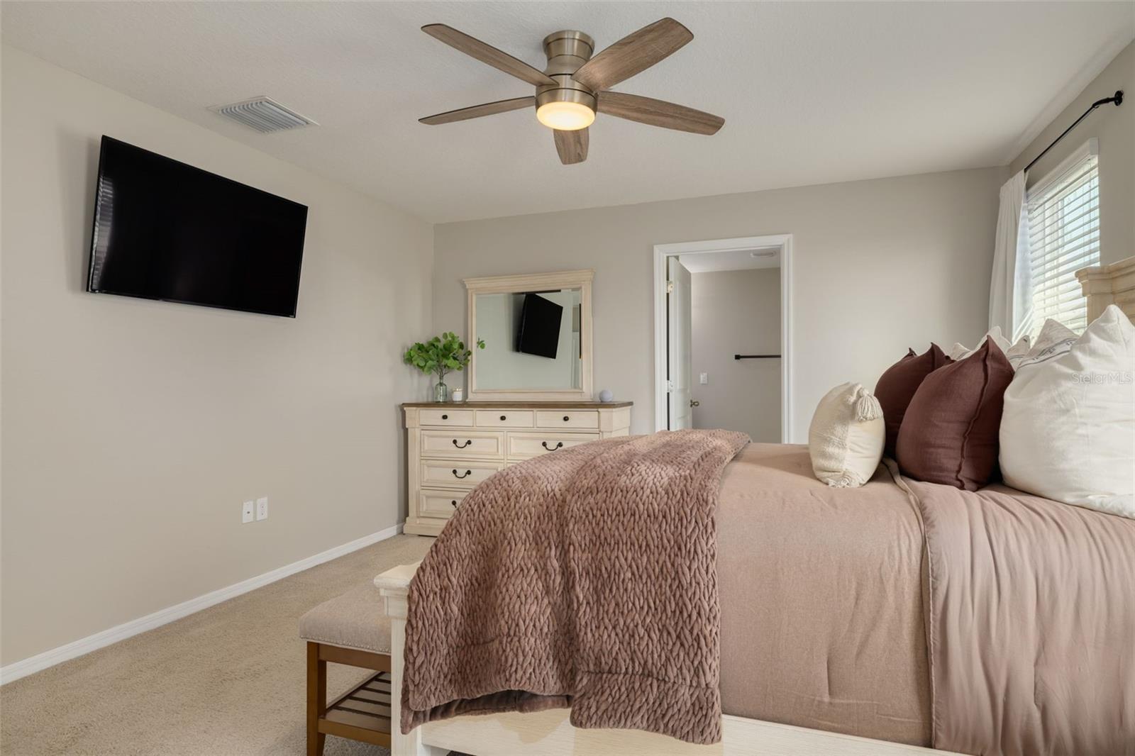 Image 29 of 70 For 7518 Tuscan Bay Circle