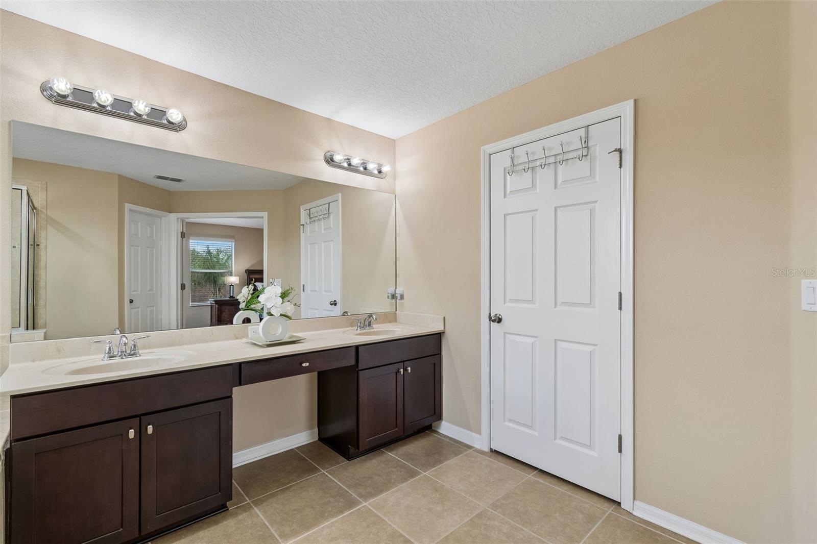 Image 27 of 47 For 10837 Breaking Rocks Drive