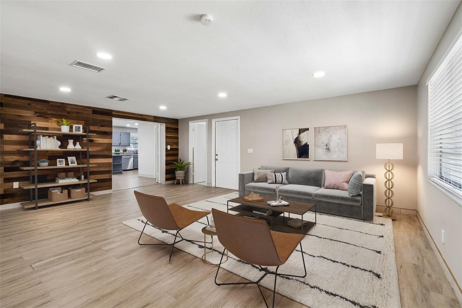 Image 4 of 41 For 6705 Ralston Beach Circle