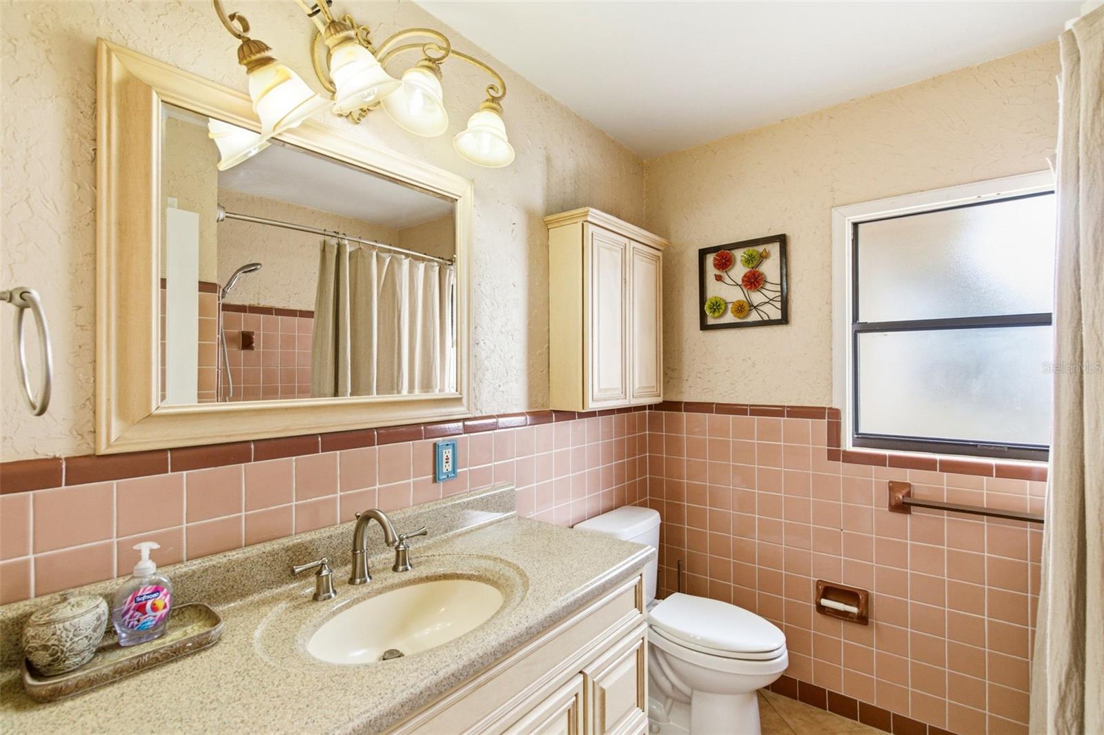 Image 17 of 27 For 2232 Norman Drive