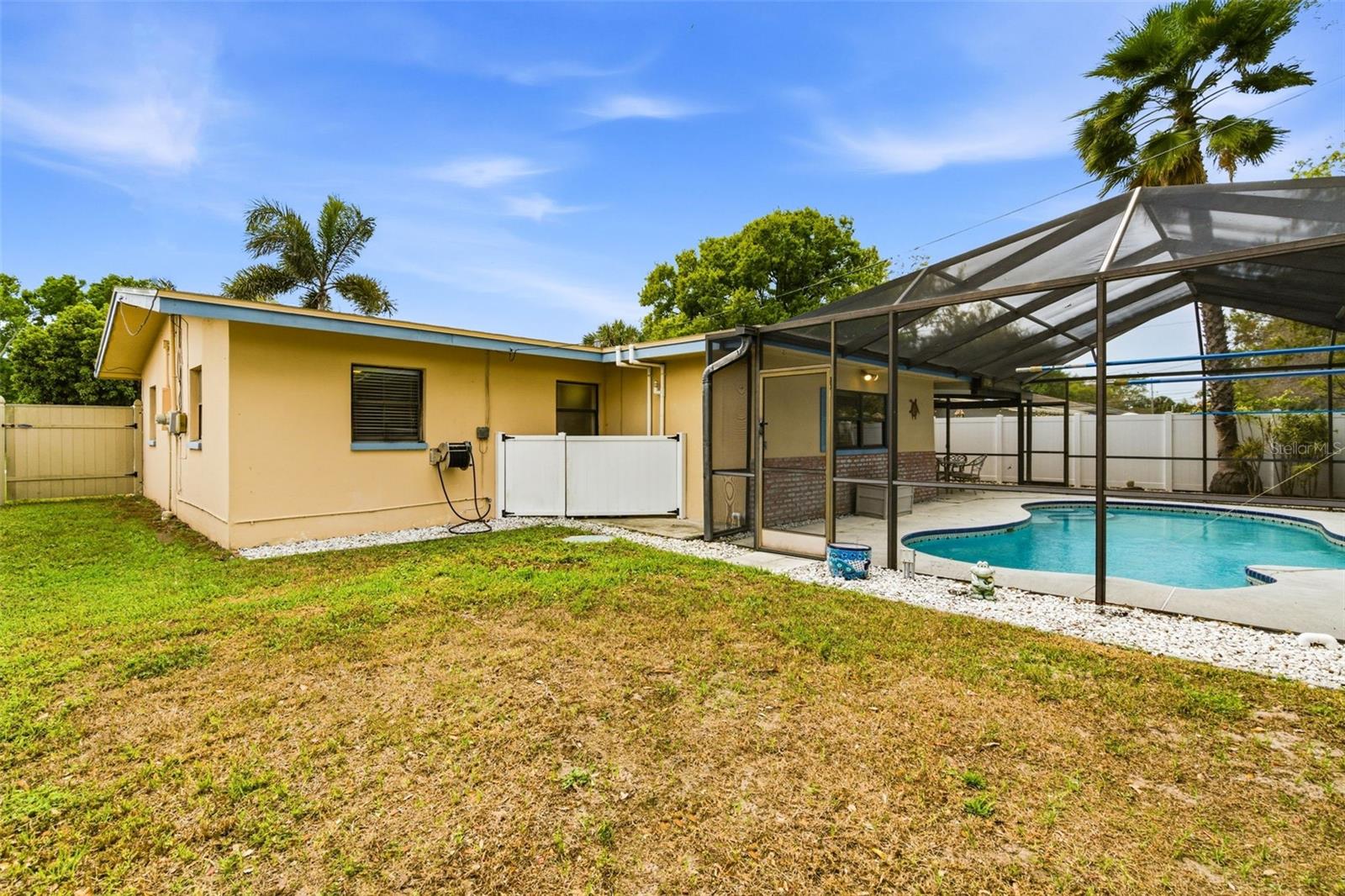 Image 22 of 27 For 2232 Norman Drive