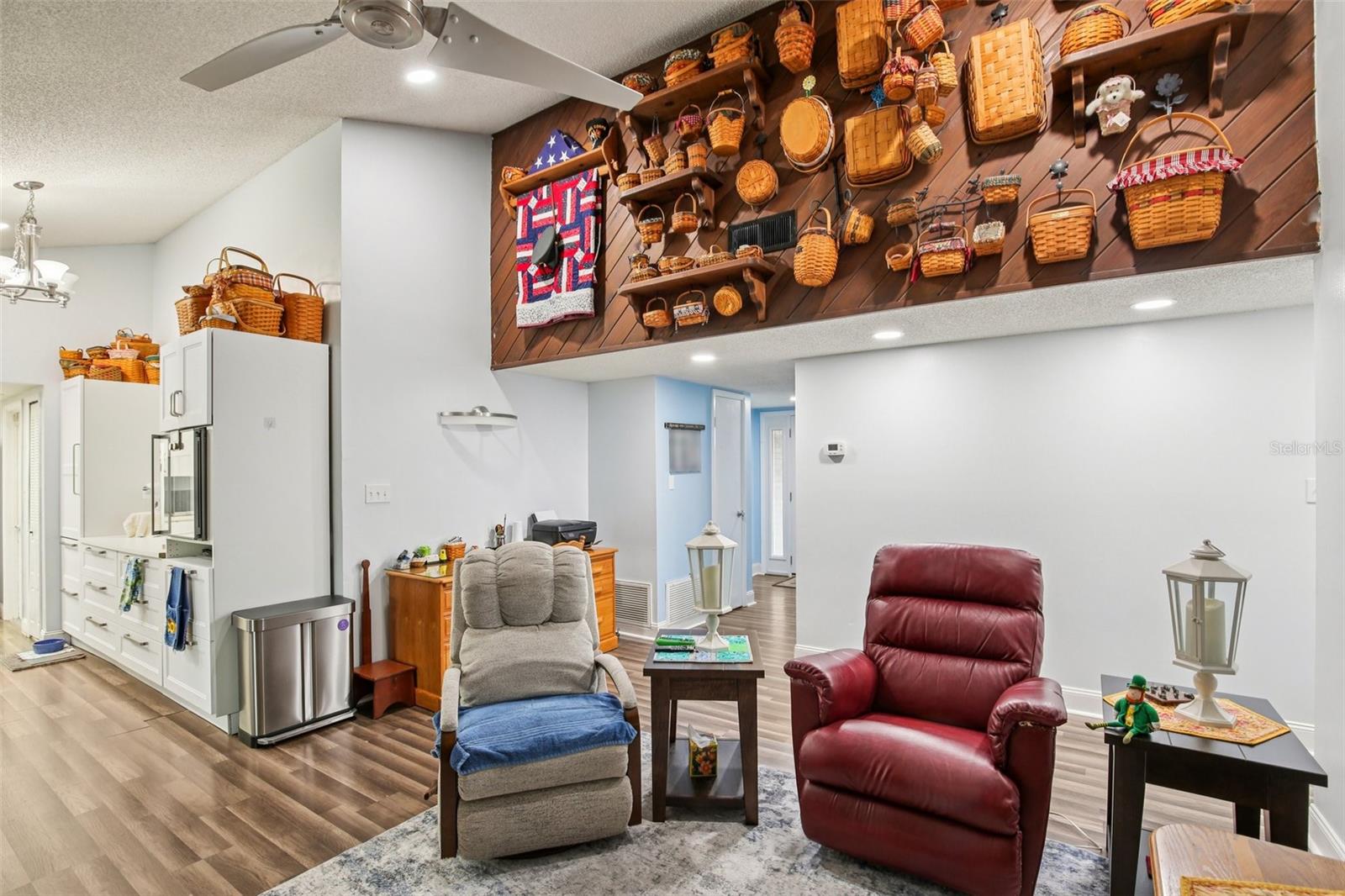 Image 3 of 40 For 3613 Coppertree Circle