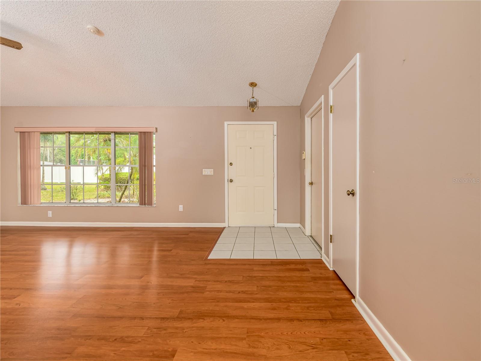 Image 13 of 44 For 24180 Landing Drive