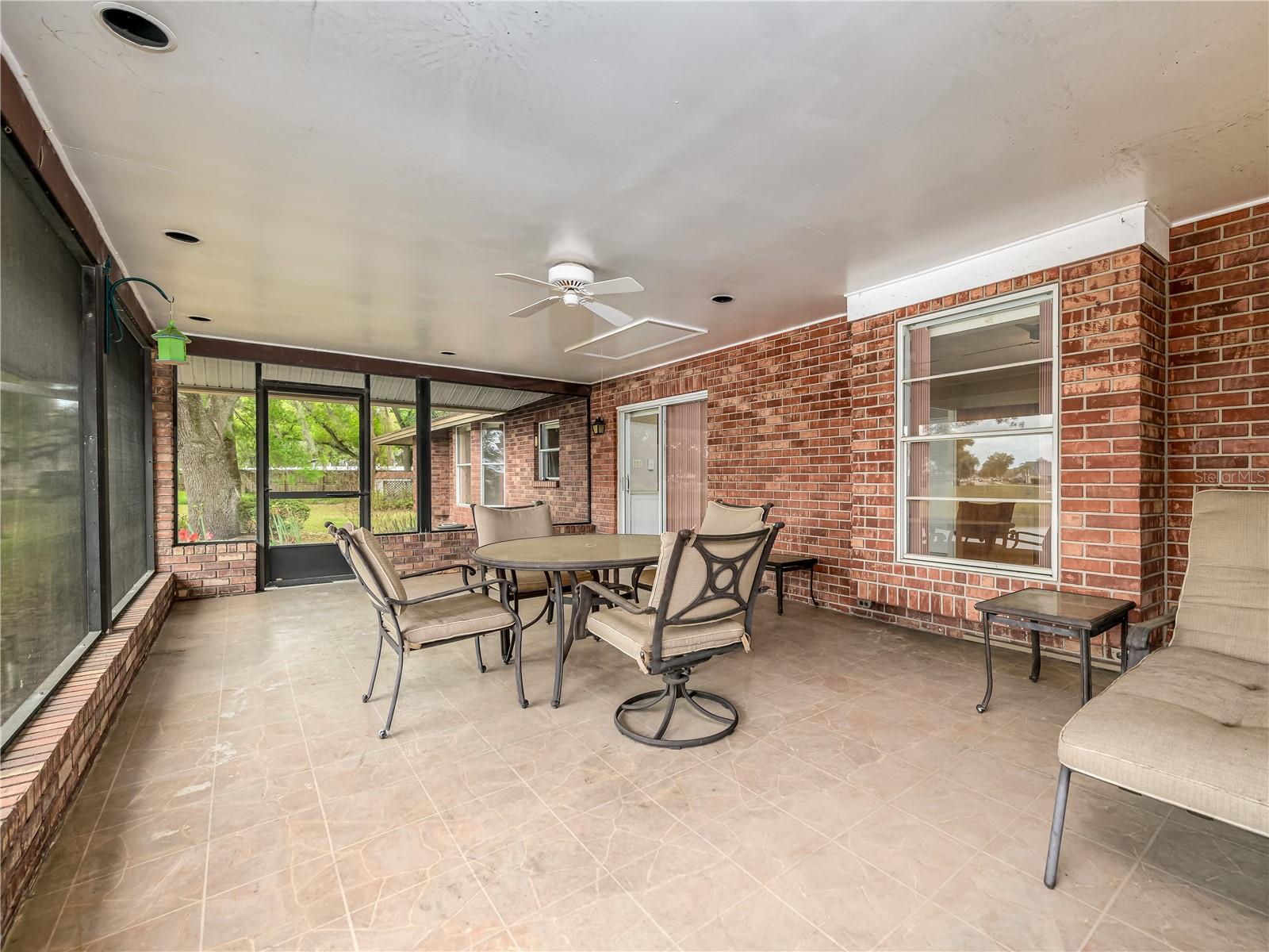 Image 31 of 44 For 24180 Landing Drive