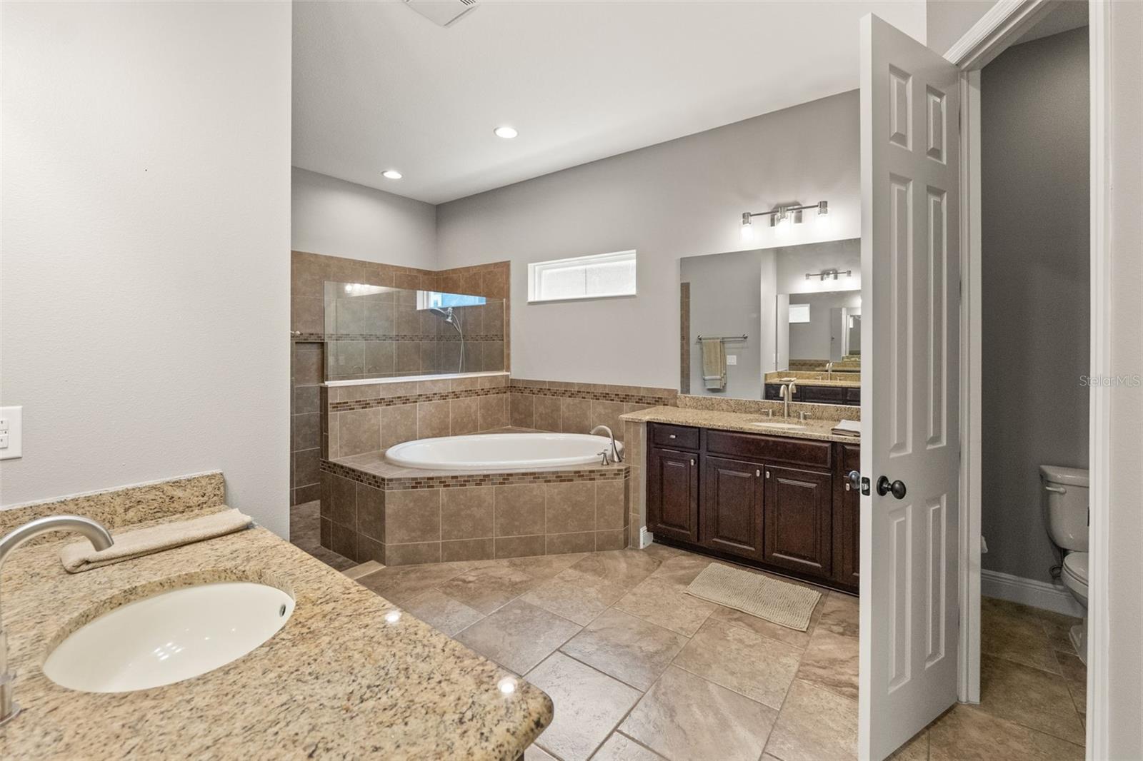 Image 24 of 41 For 7011 Covington Stone Avenue