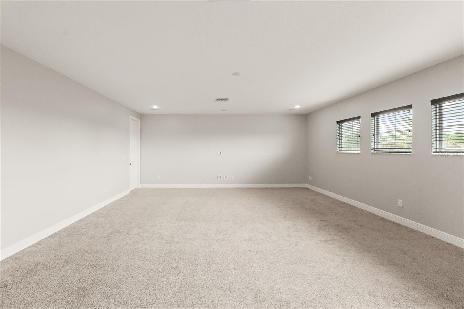 Image 33 of 41 For 7011 Covington Stone Avenue