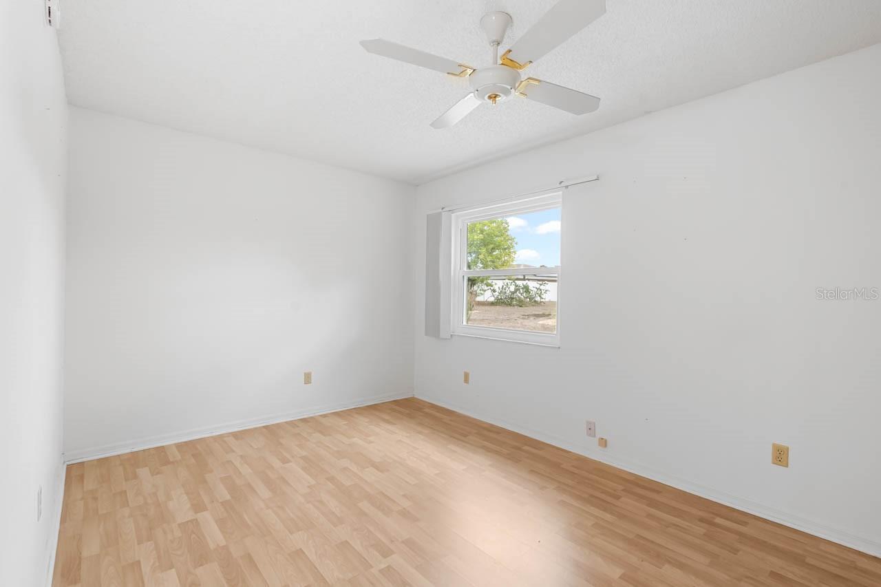 Image 21 of 45 For 656 Fort Duquesna Drive