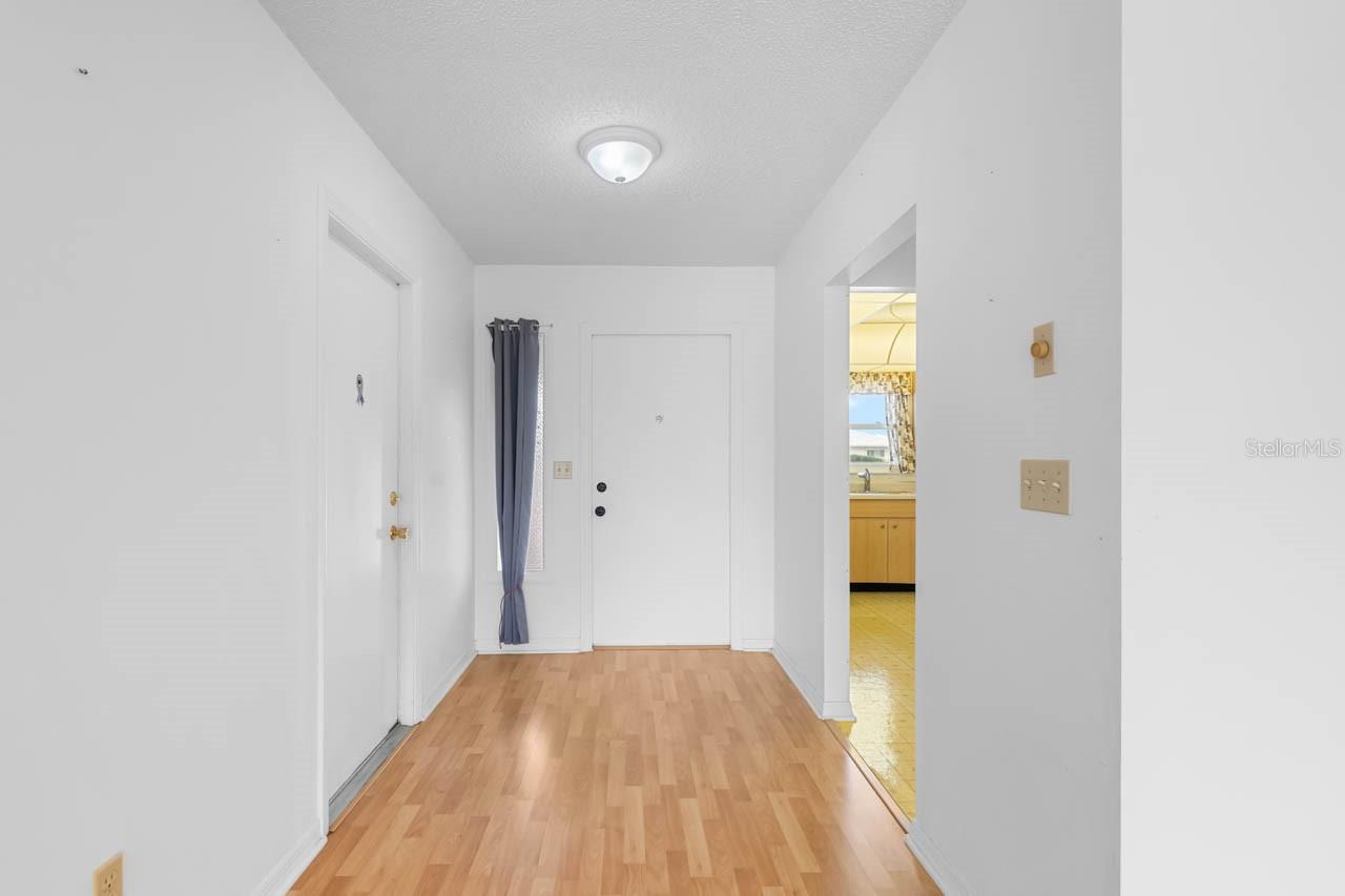 Image 5 of 45 For 656 Fort Duquesna Drive