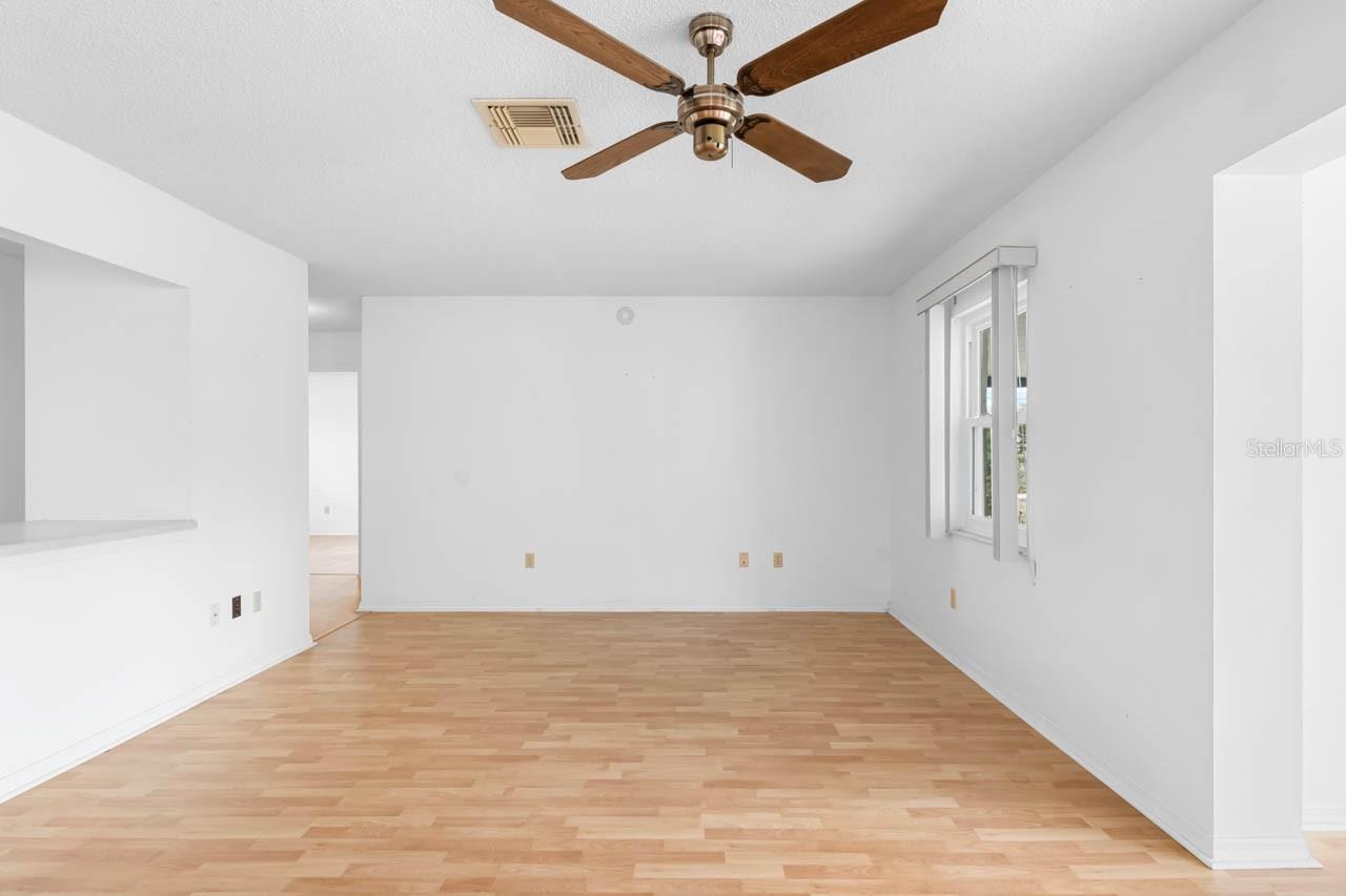 Image 7 of 45 For 656 Fort Duquesna Drive